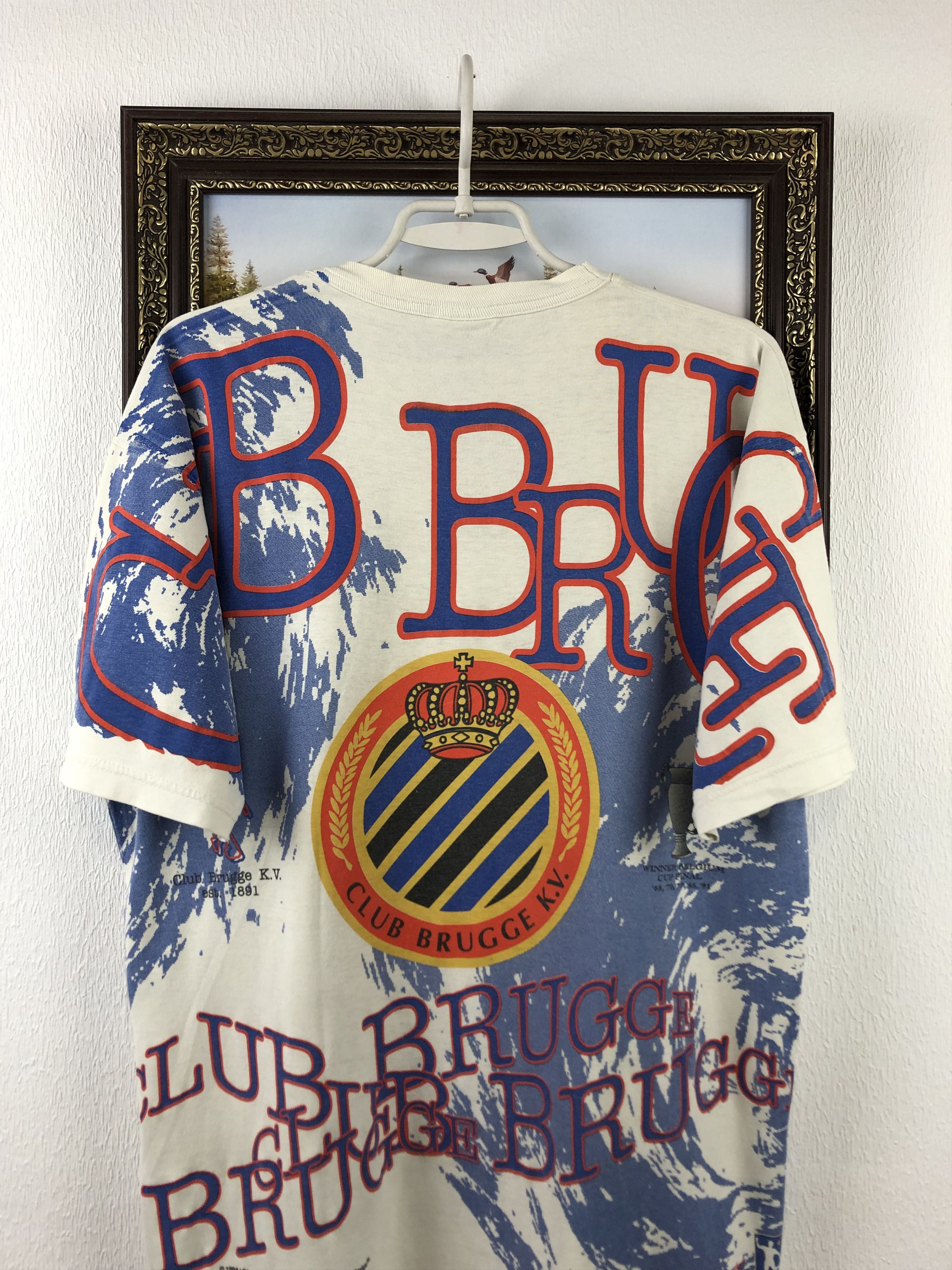 Vintage Vintage Brugge Football Shirt Soccer Jersey Print Graphic Size US M / EU 48-50 / 2 - 16 Thumbnail