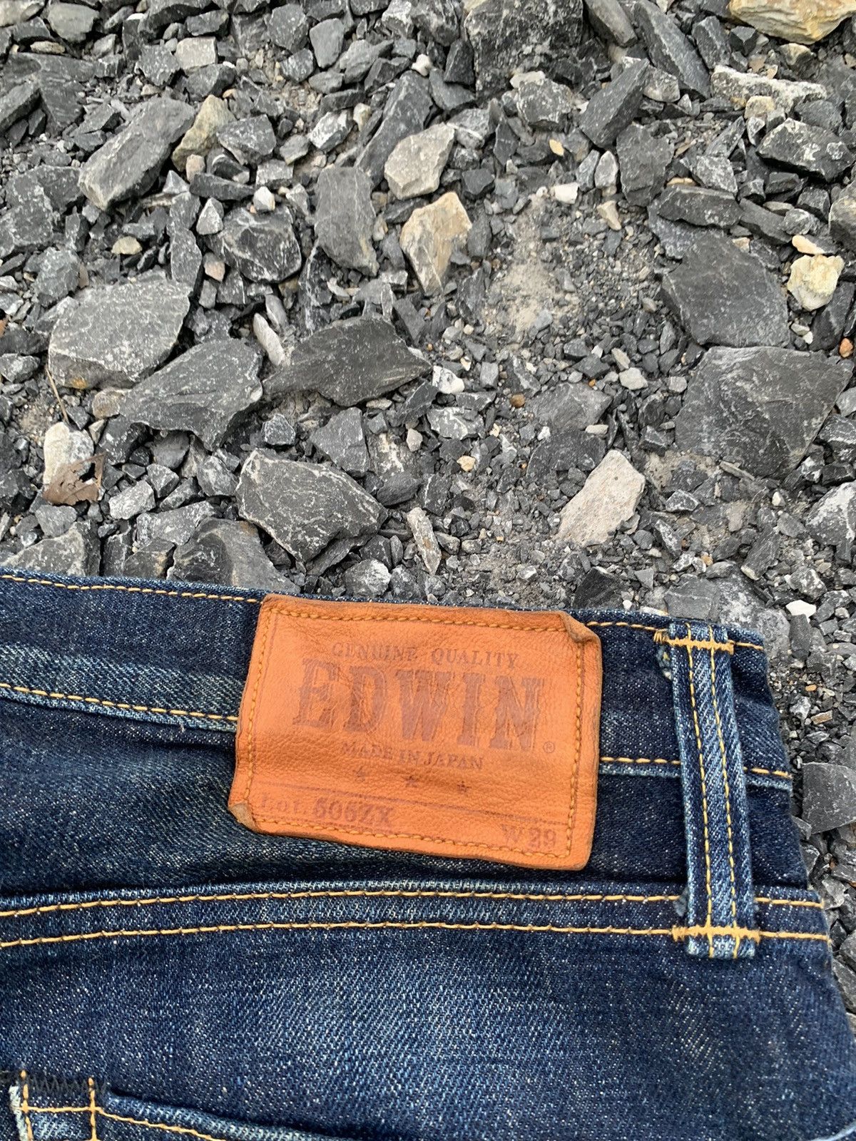 Edwin VINTAGE EDWIN 505ZX SELVEDGE RUSTY JAPANESE DISTRESSED DENIM Size US 32 / EU 48 - 13 Thumbnail