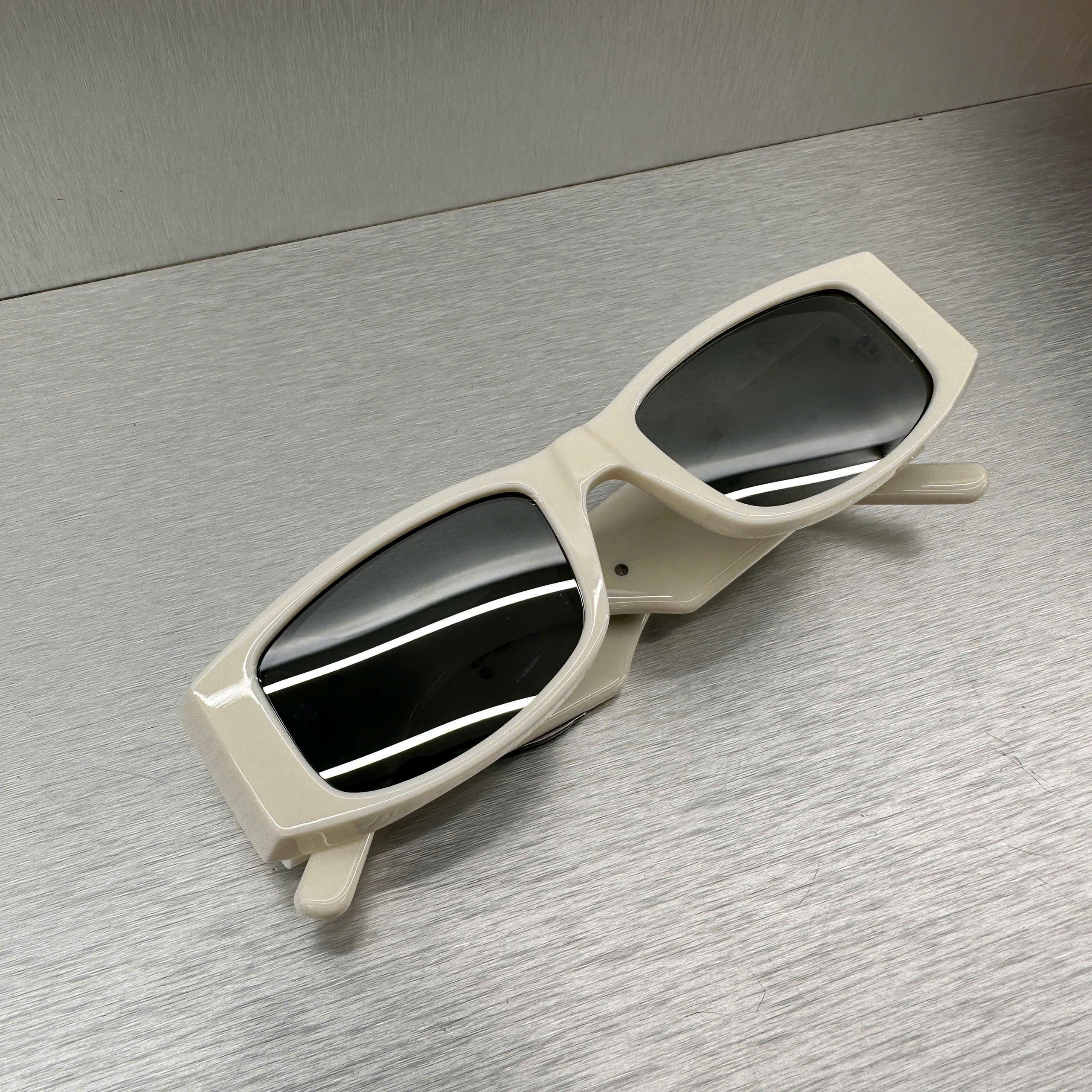 Palm Angels PALM ANGELS PERI007S22PLA0010172 Sunglasses WHITE Size ONE SIZE - 5 Thumbnail