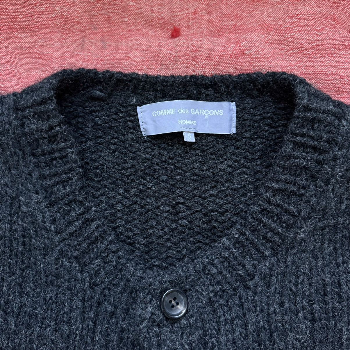Comme des Garcons Comme Des Garcons Hand Knit Wool Cardigan Size US S / EU 44-46 / 1 - 2 Thumbnail