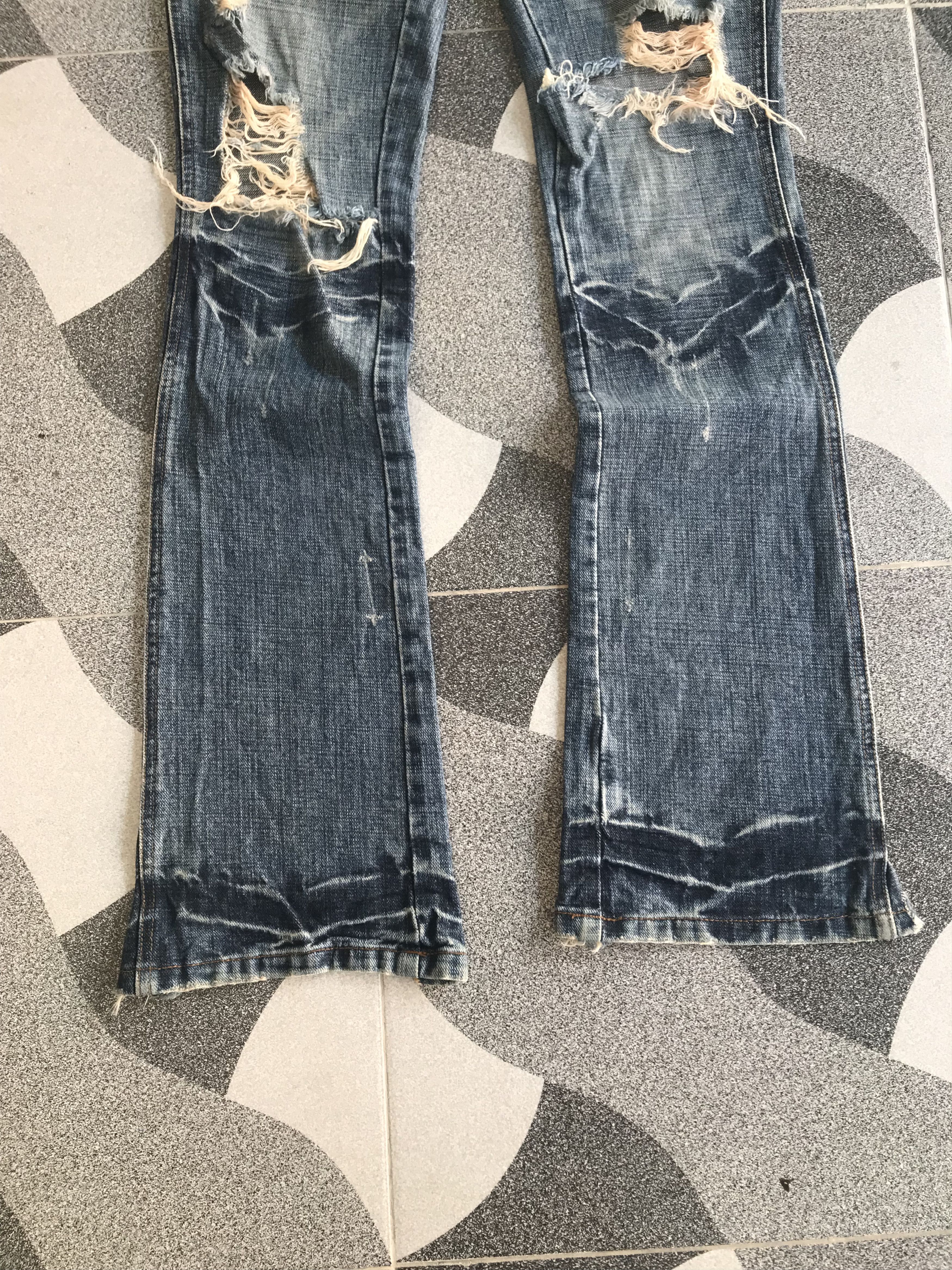 If Six Was Nine × Le Grande Bleu (L.G.B.) × Lip Service Lip Service Distressed Flared Denim Size US 30 / EU 46 - 3 Thumbnail