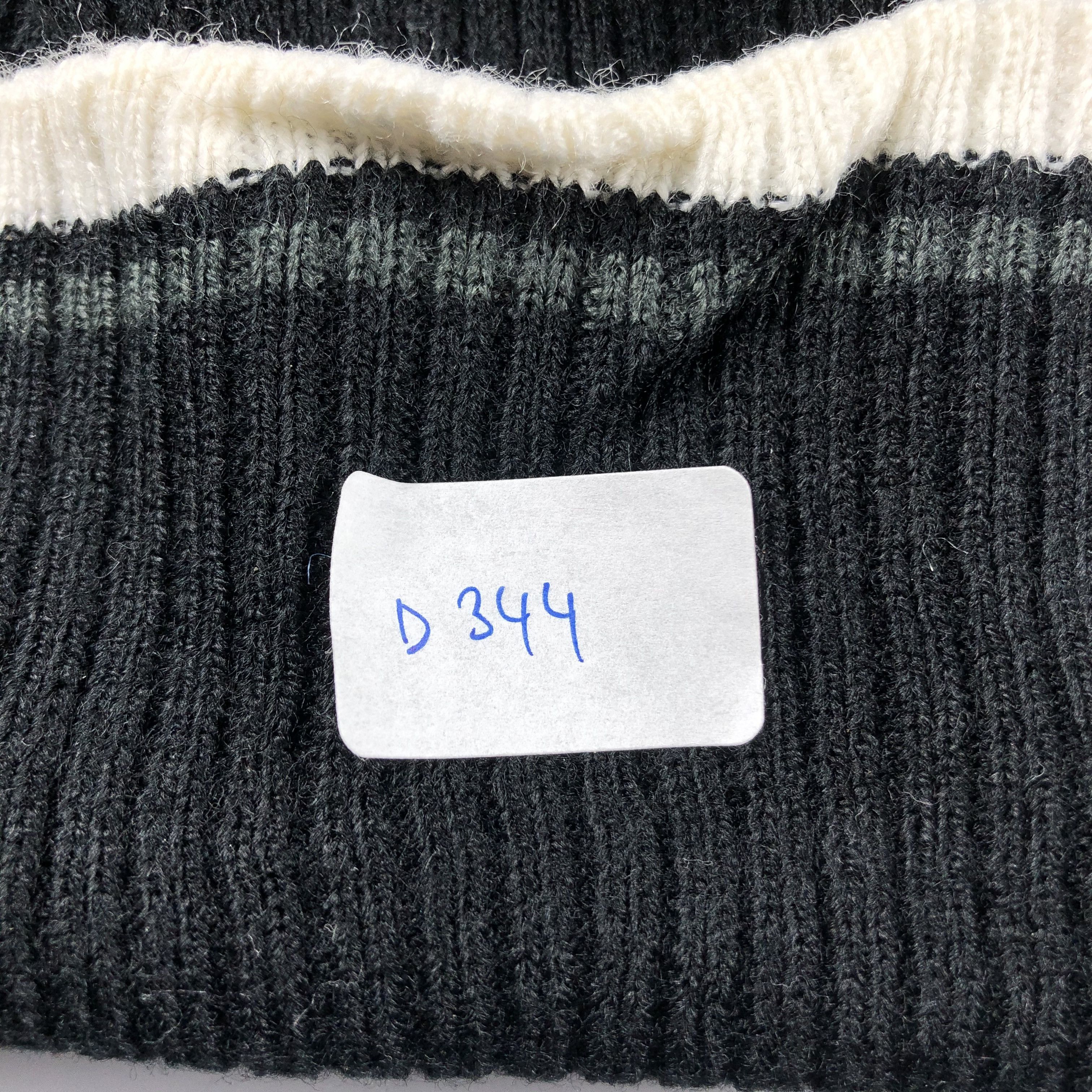 Le Coq Sportif × Vintage Le Coq Sportif Beanie Snow Hat Snow Cap -D344 Size ONE SIZE - 6 Thumbnail