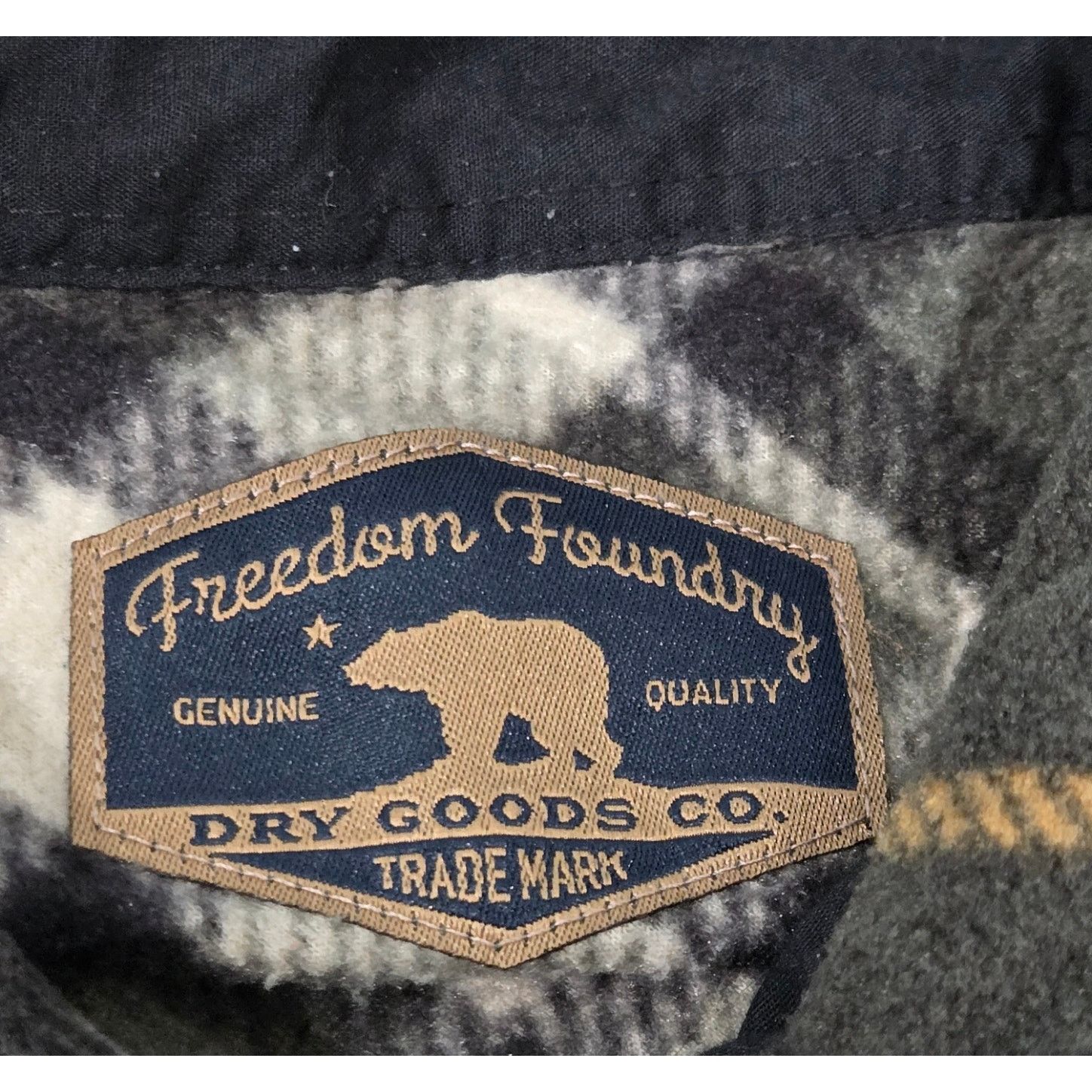 Other Freedom Foundry Green Plaid Microfleece Button Mens Shirt XL Size US XL / EU 56 / 4 - 3 Thumbnail