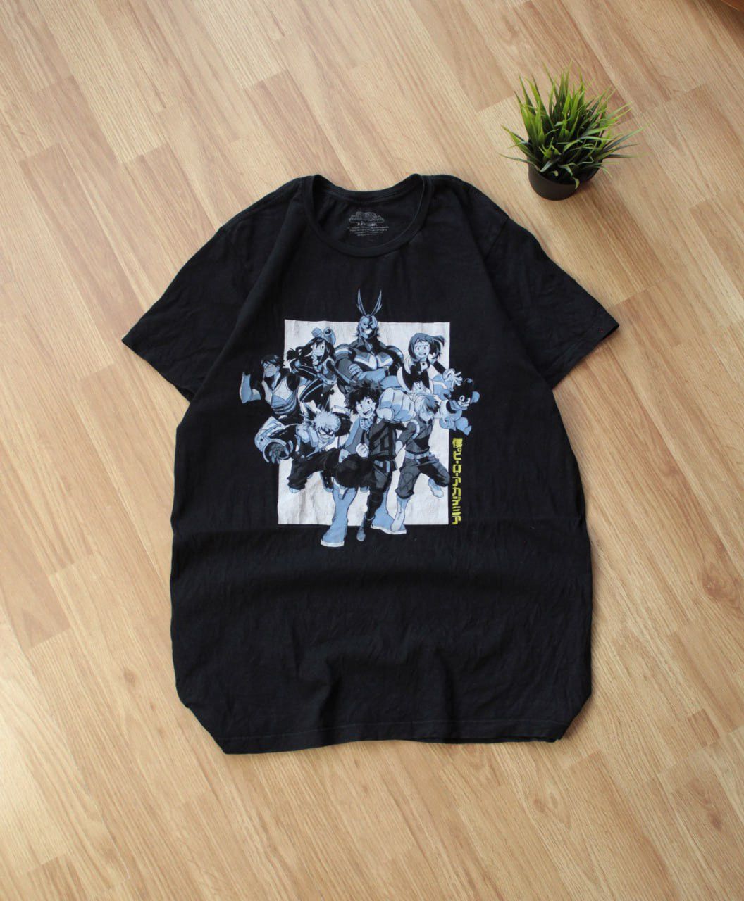 Anime 🔥 My Hero Academia Vintage Promo T Shirt Art UNI Merch Size US L / EU 52-54 / 3 - 1 Thumbnail