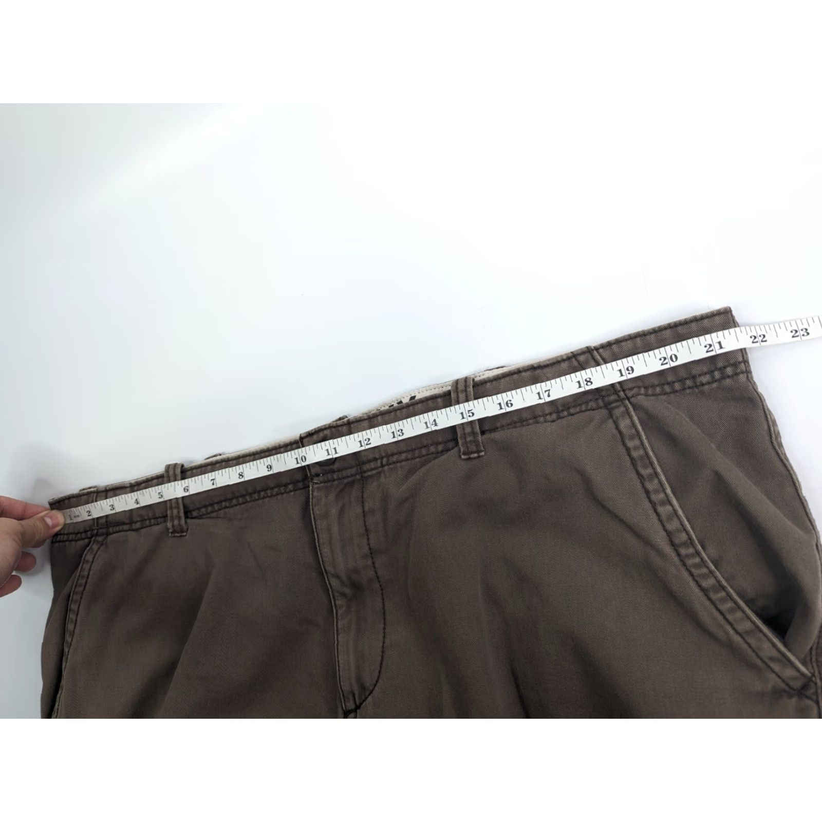 Old Navy Old Navy Brown Chino Shorts Men 42 Flat Front 100% Cotton Size US 42 / EU 58 - 5 Thumbnail