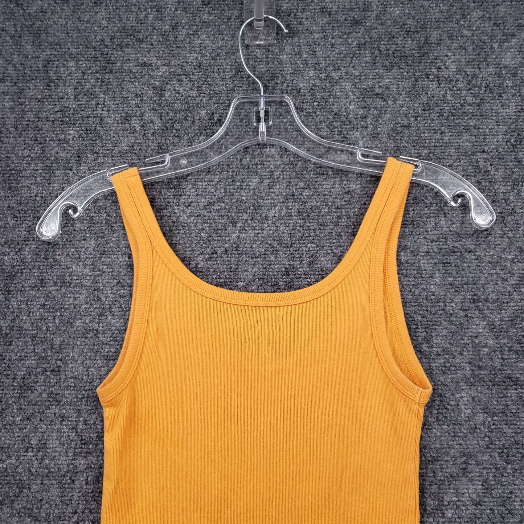 Banana Republic Banana Republic Tank Top Womens XS Orange Camisole Ruffled Sleeveless Stretch Zip Collarless Scoop Neck Casual Tank 90s Womens Size XS / US 0-2 / IT 36-38 - 7 Thumbnail