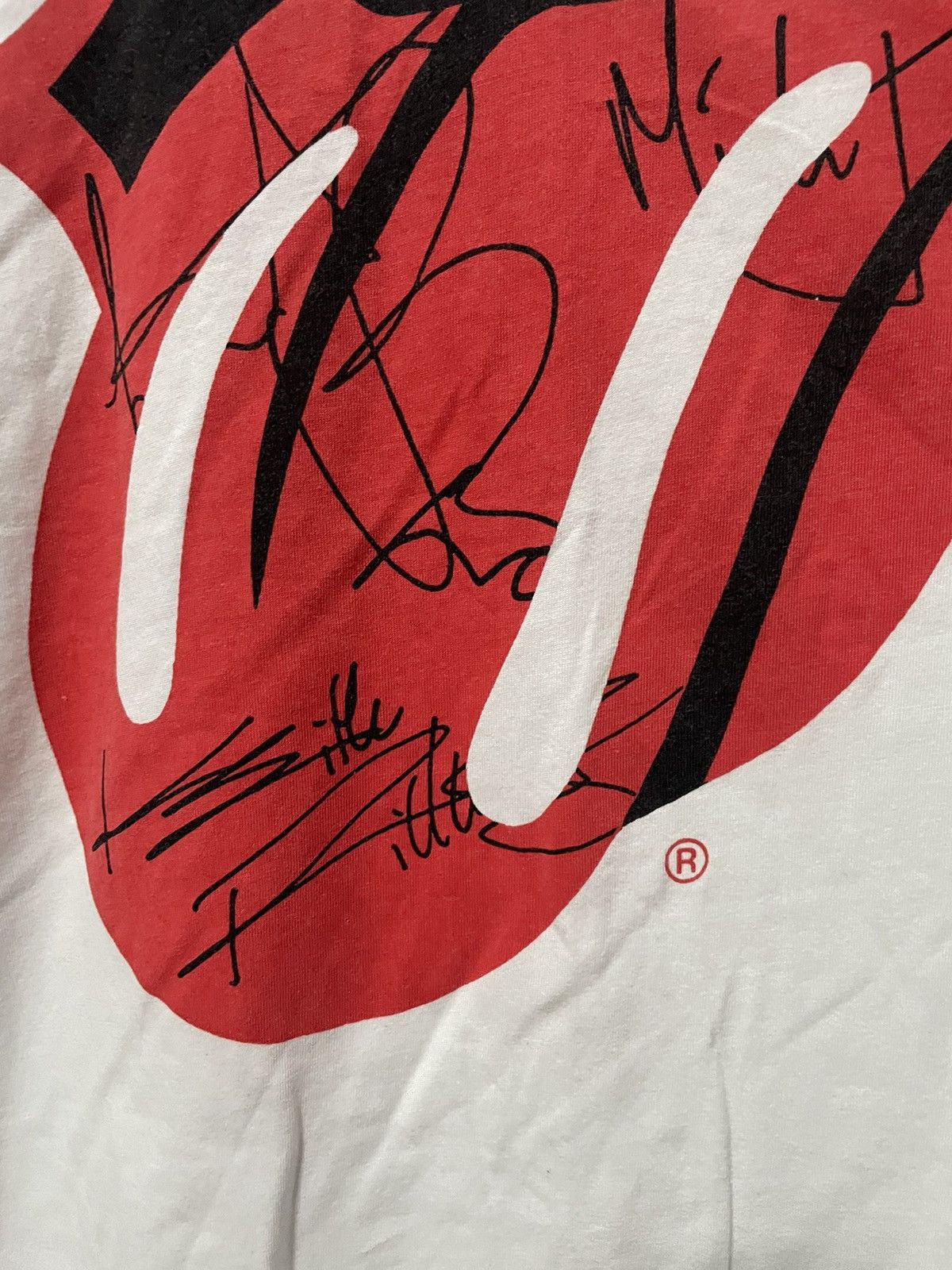 Band Tees × Vintage Rolling Stones Big Logo Signed Graphic Tee Vintage T Shirt Size US XL / EU 56 / 4 - 6 Thumbnail