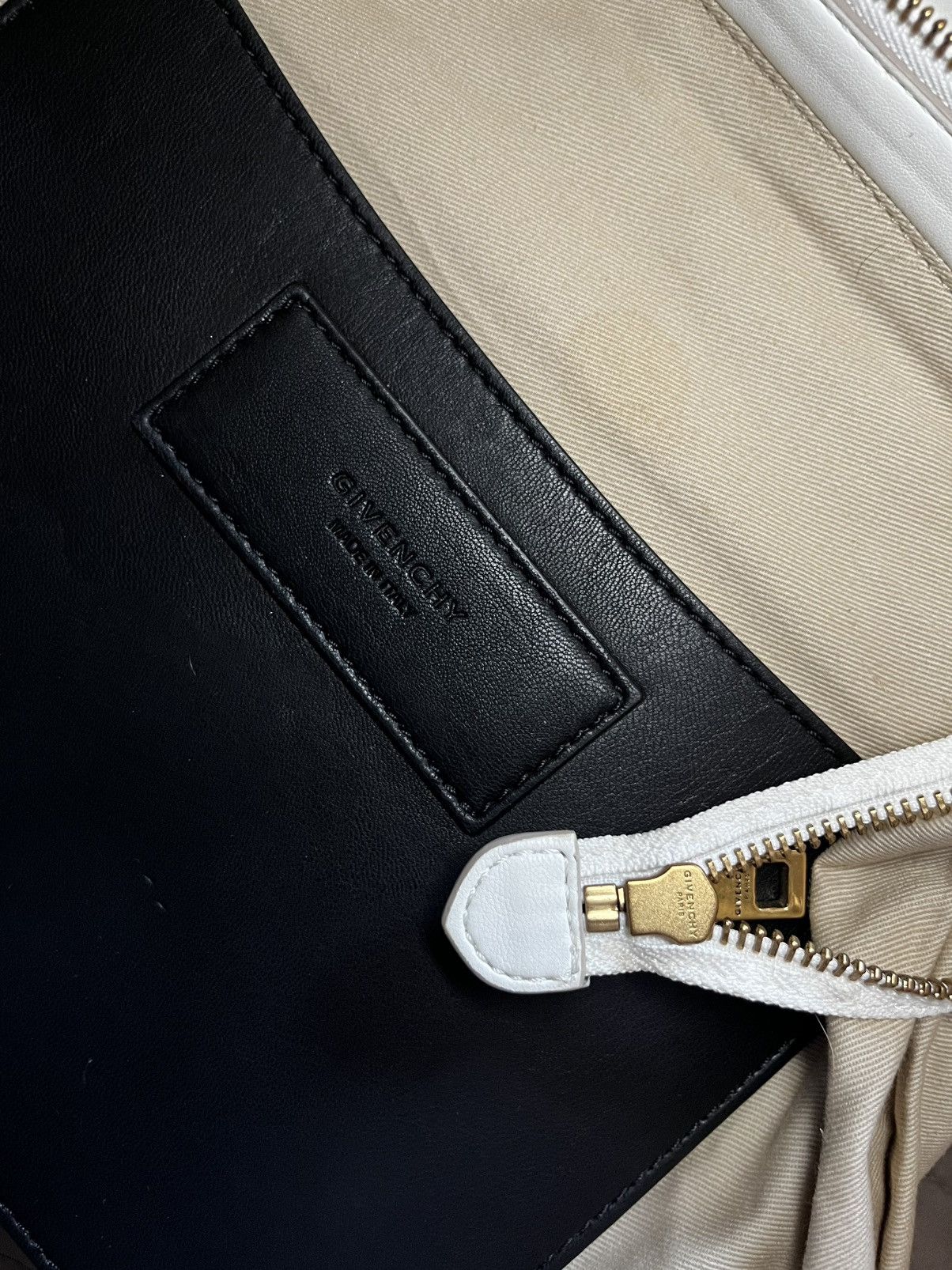 Givenchy Givenchy Quilted Tote with Front Zip Pouch Size ONE SIZE - 4 Thumbnail