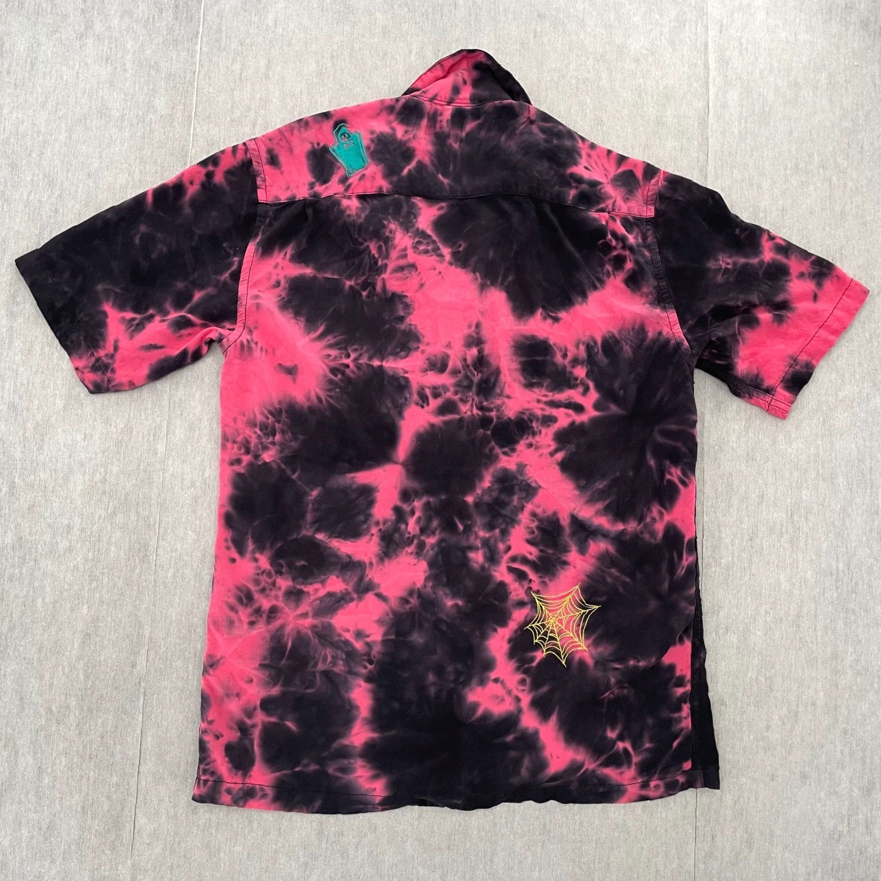 Disney Disney Parks Mickey Mouse Tie-Dye Button-Up Shirt Adult Small Halloween Multicolor Mens Size US S / EU 44-46 / 1 - 2 Thumbnail