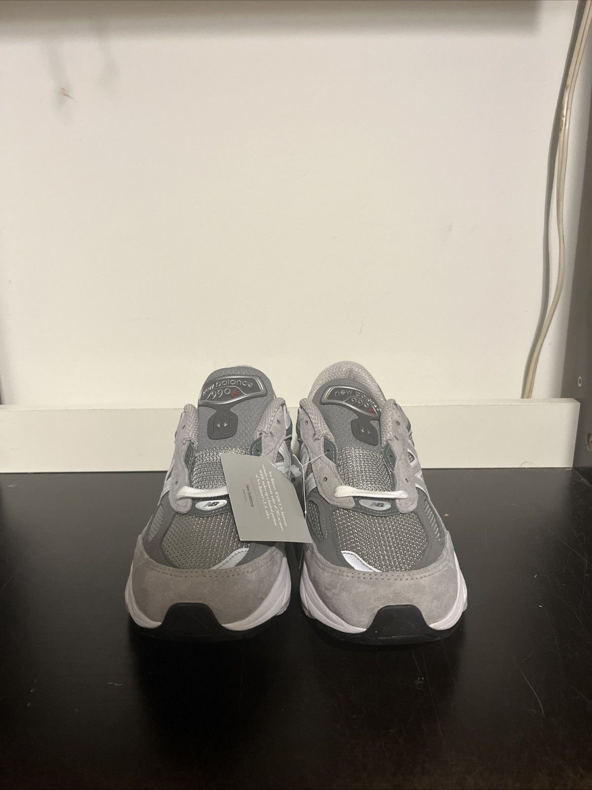 New Balance New Balance 990 V6 MiUSA Grey Women’s 6 W990GL6 Size US 6 / IT 36 - 5 Thumbnail