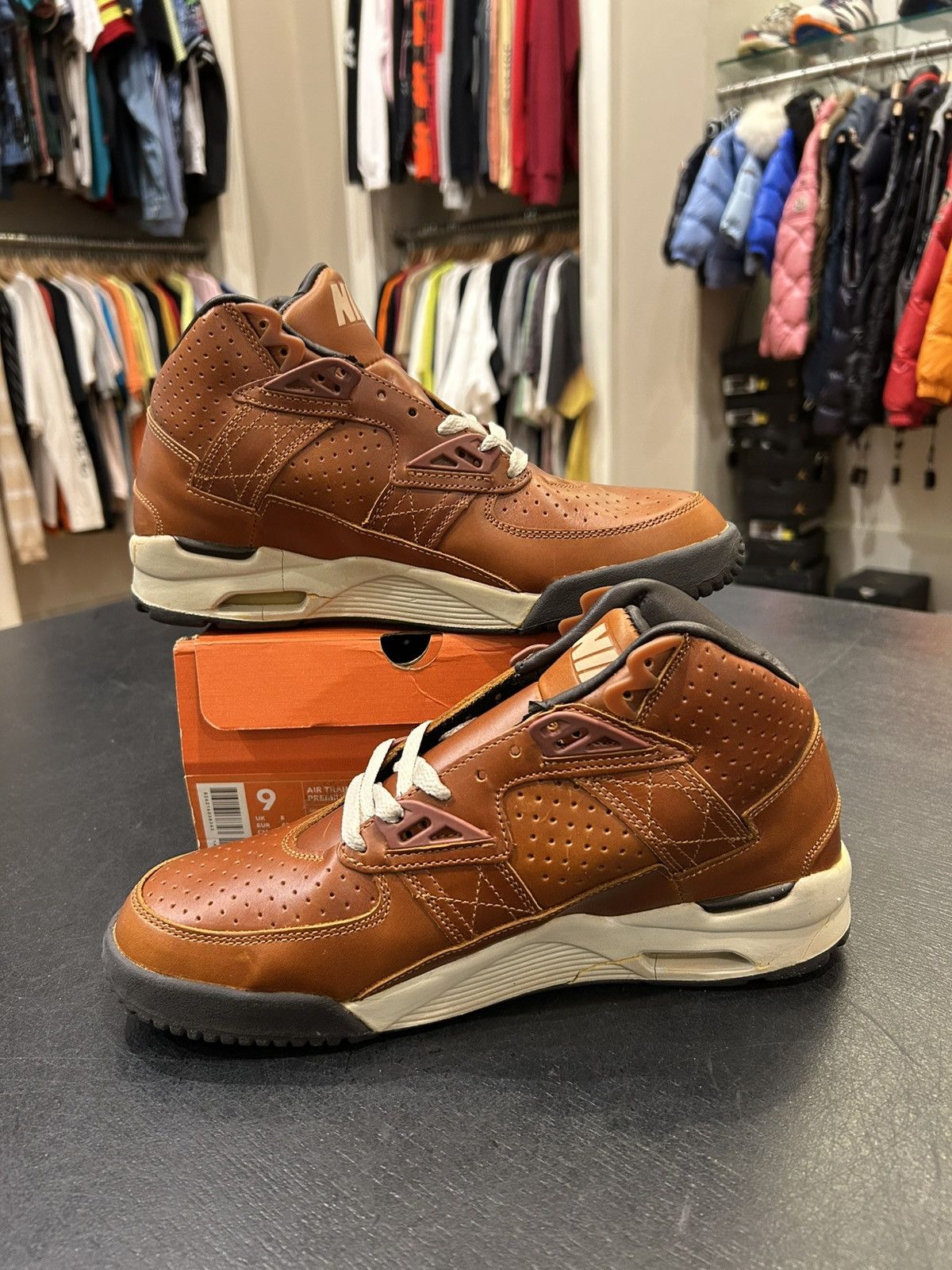 Nike Nike Air Trainer ‘Curry’ Size US 9 / EU 42 - 2 Thumbnail