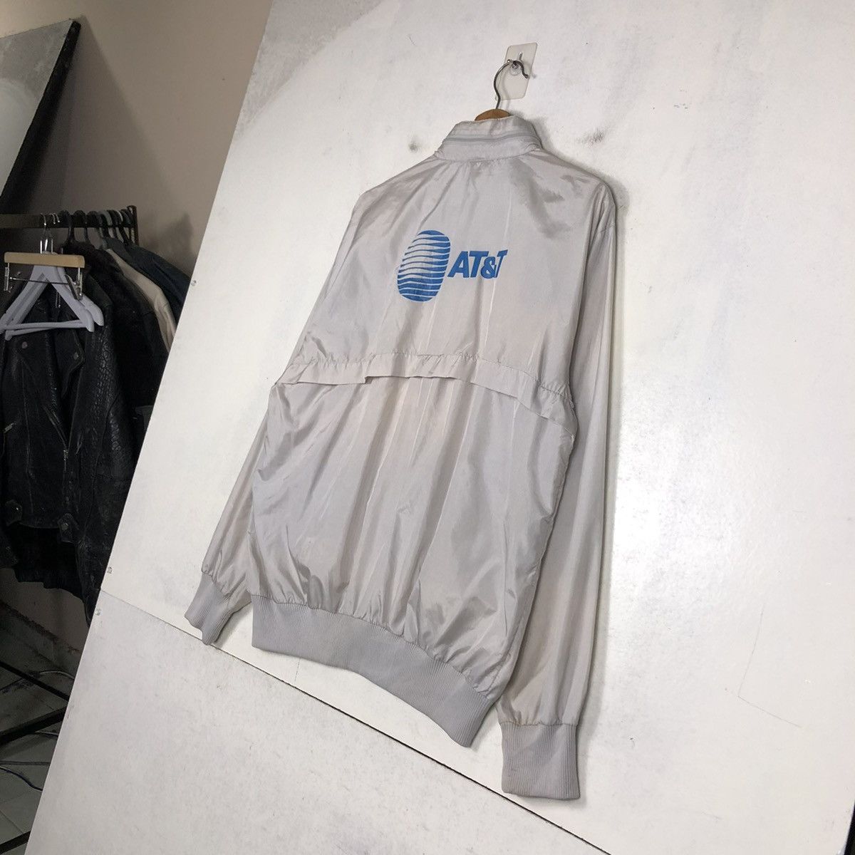 Adidas 📌VINTAGE ADIDAS ZIPPER JACKET RUNNING TEAM AT&T BIG LOGO Size US L / EU 52-54 / 3 - 11 Thumbnail