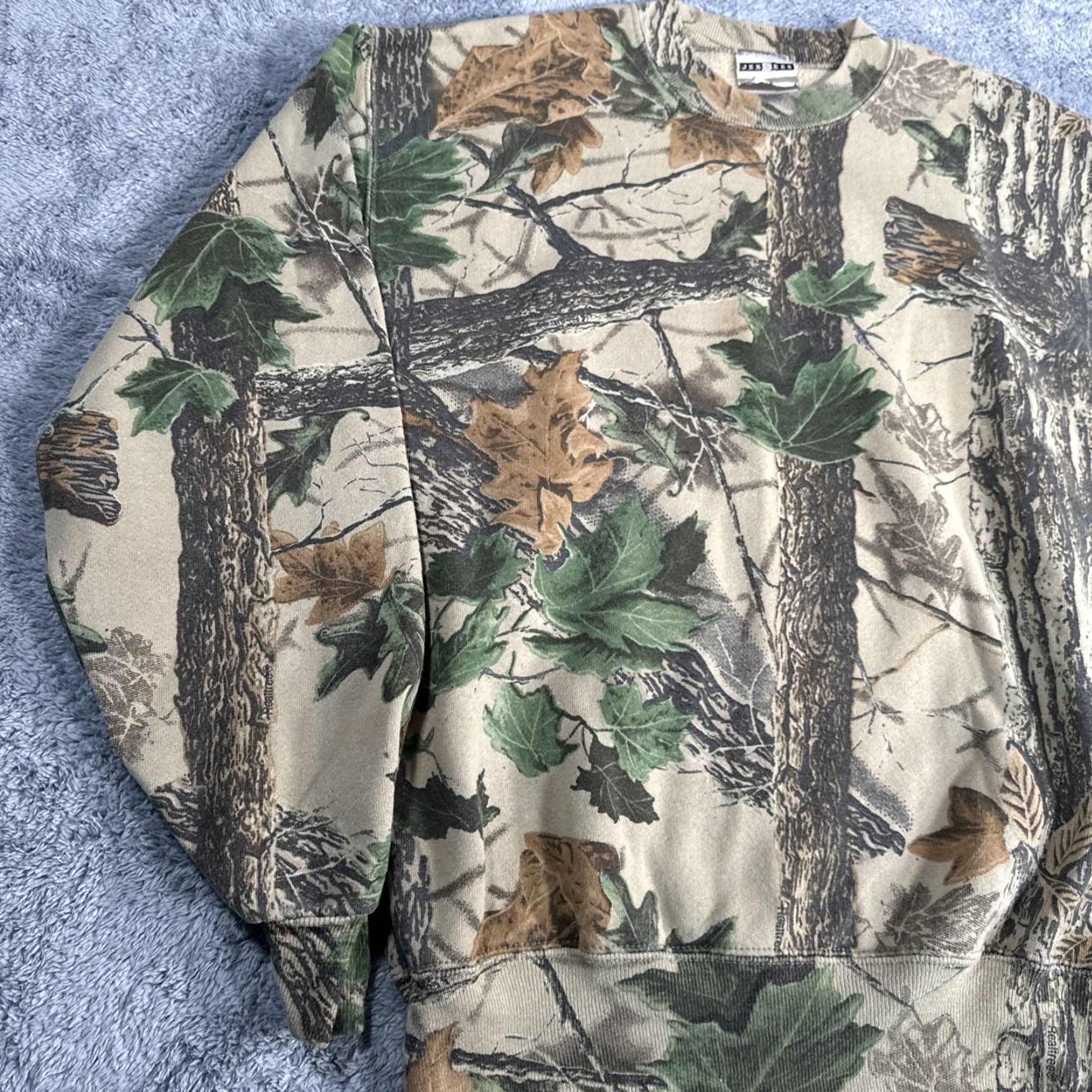 Jerzees VINTAGE Jerzees Outdoors Sweatshirt Men’s SZ M Realtree Camo Crewneck Pullover USA Hoodie? Size US M / EU 48-50 / 2 - 3 Thumbnail