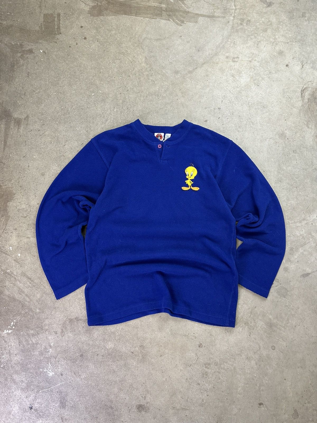 Vintage vintage 90s tweety bird looney tunes fleece crewneck small Size US S / EU 44-46 / 1 - 1 Thumbnail