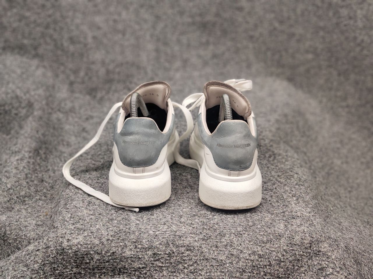 Alexander McQueen Alexander McQueen Oversized Leather Sneaker WhitePowder Blue Size US 8 / IT 38 - 8 Thumbnail