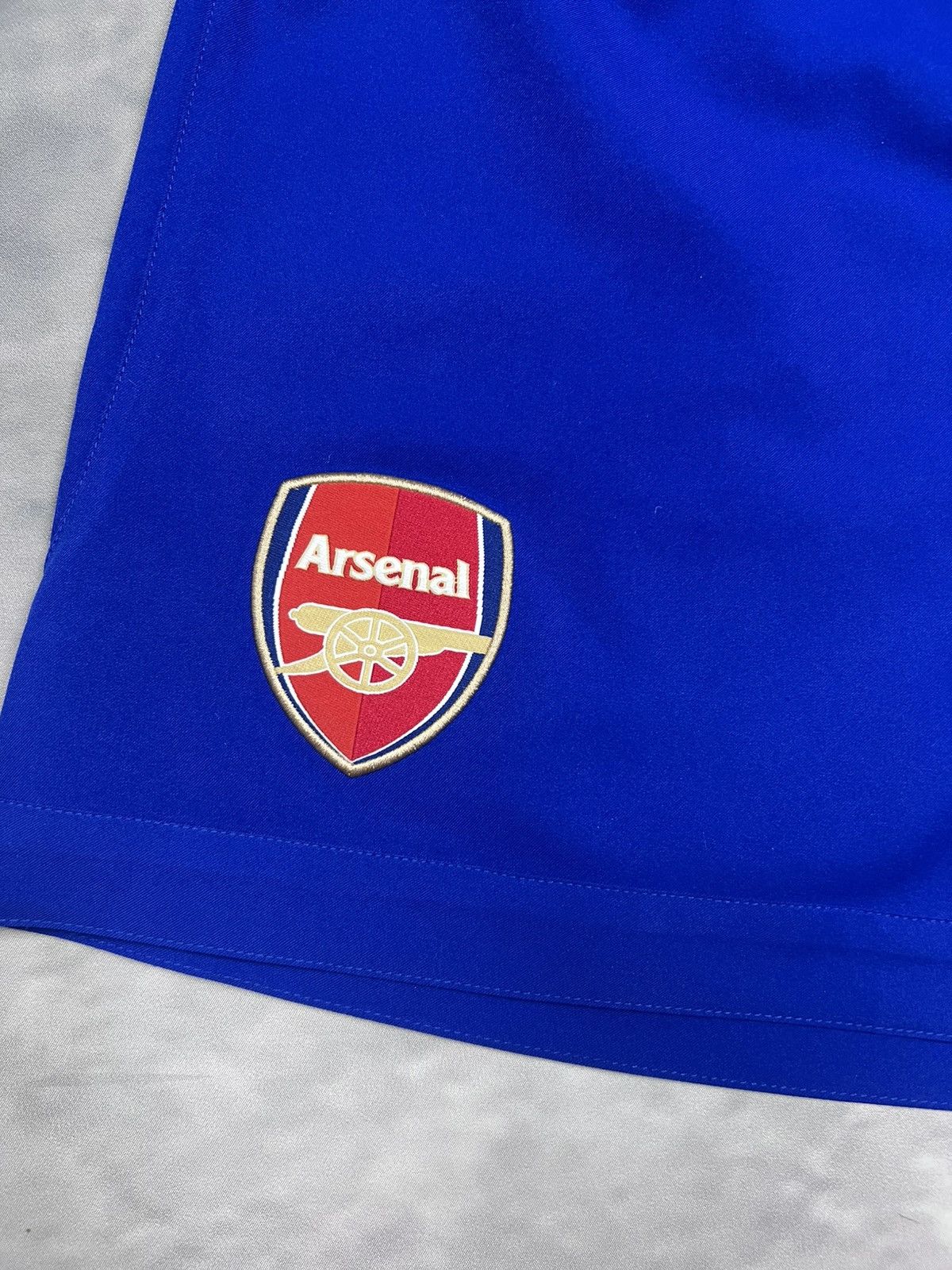 Nike Vtg Nike Arsenal FC 2011-12 Away Football Shorts Blue Size L Size US 33 - 5 Thumbnail