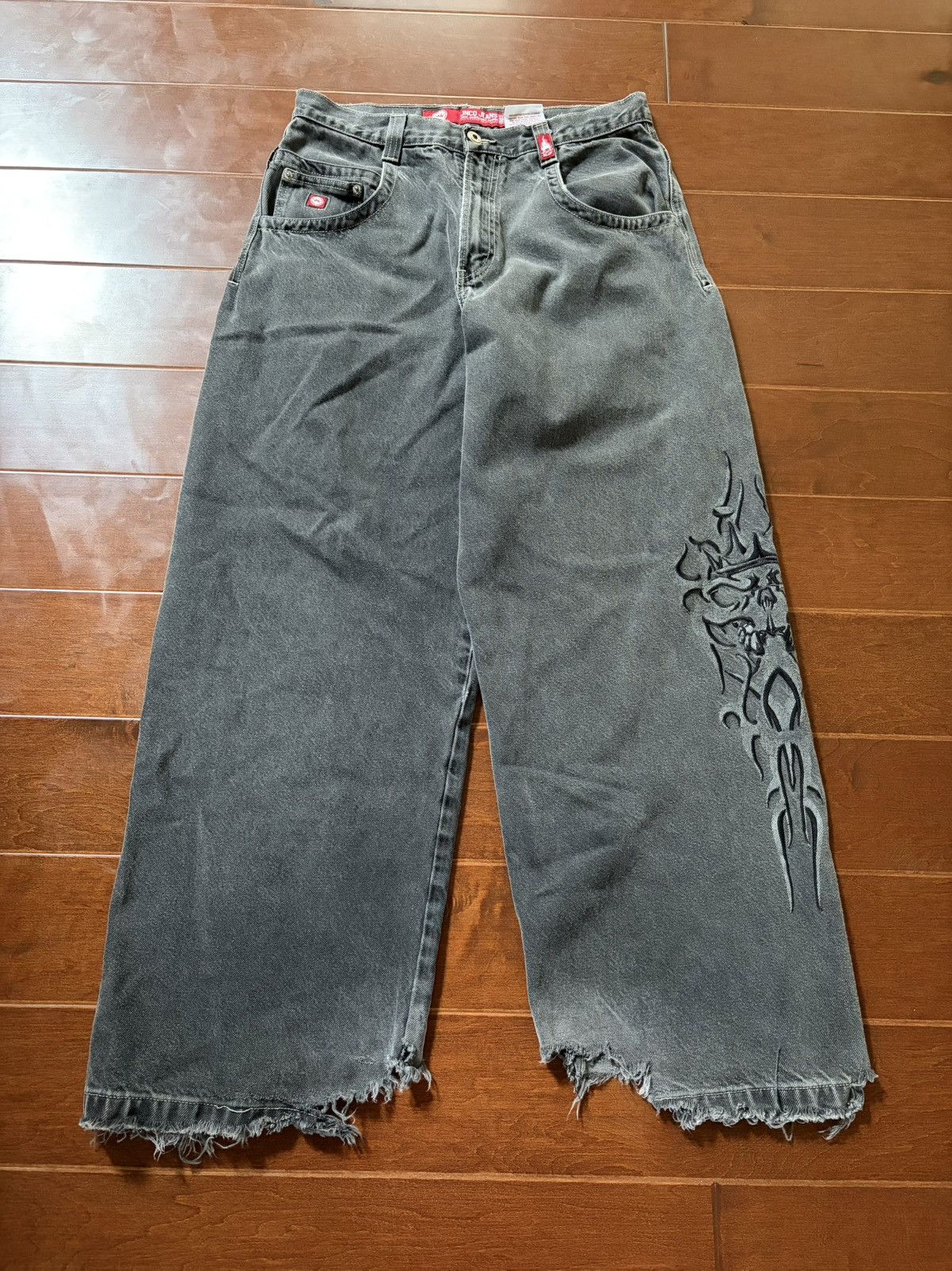 JNCO Vintage JNCO Black Tribal Side Skull Wide Leg Jeans Size US 34 / EU 50 - 1 Thumbnail