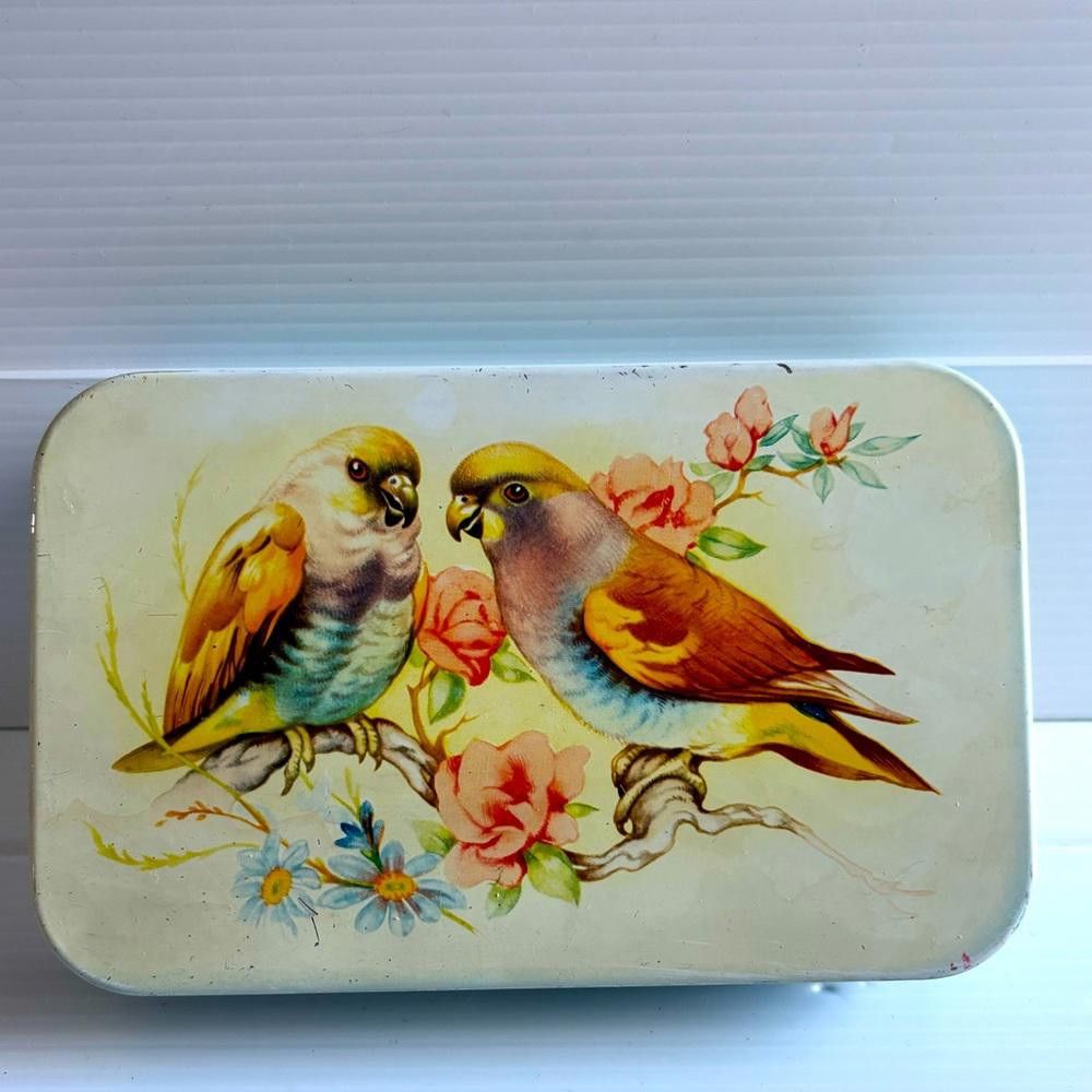 Designer Vintage Cookie Tin with Bird Design Size ONE SIZE - 1 Thumbnail