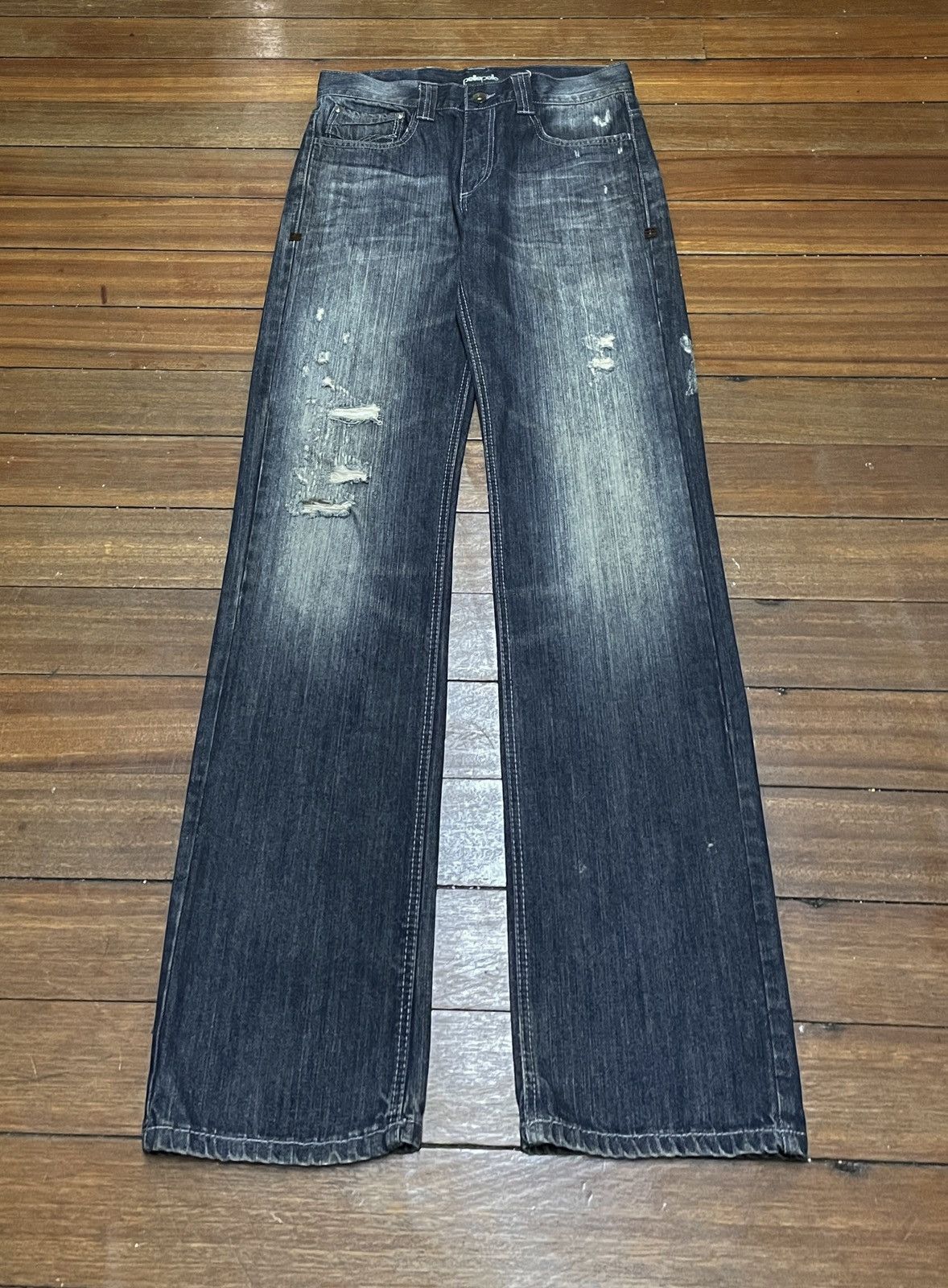 Rare Design Vintage Brand Pelle Pelle Ripped Jeans 1990s