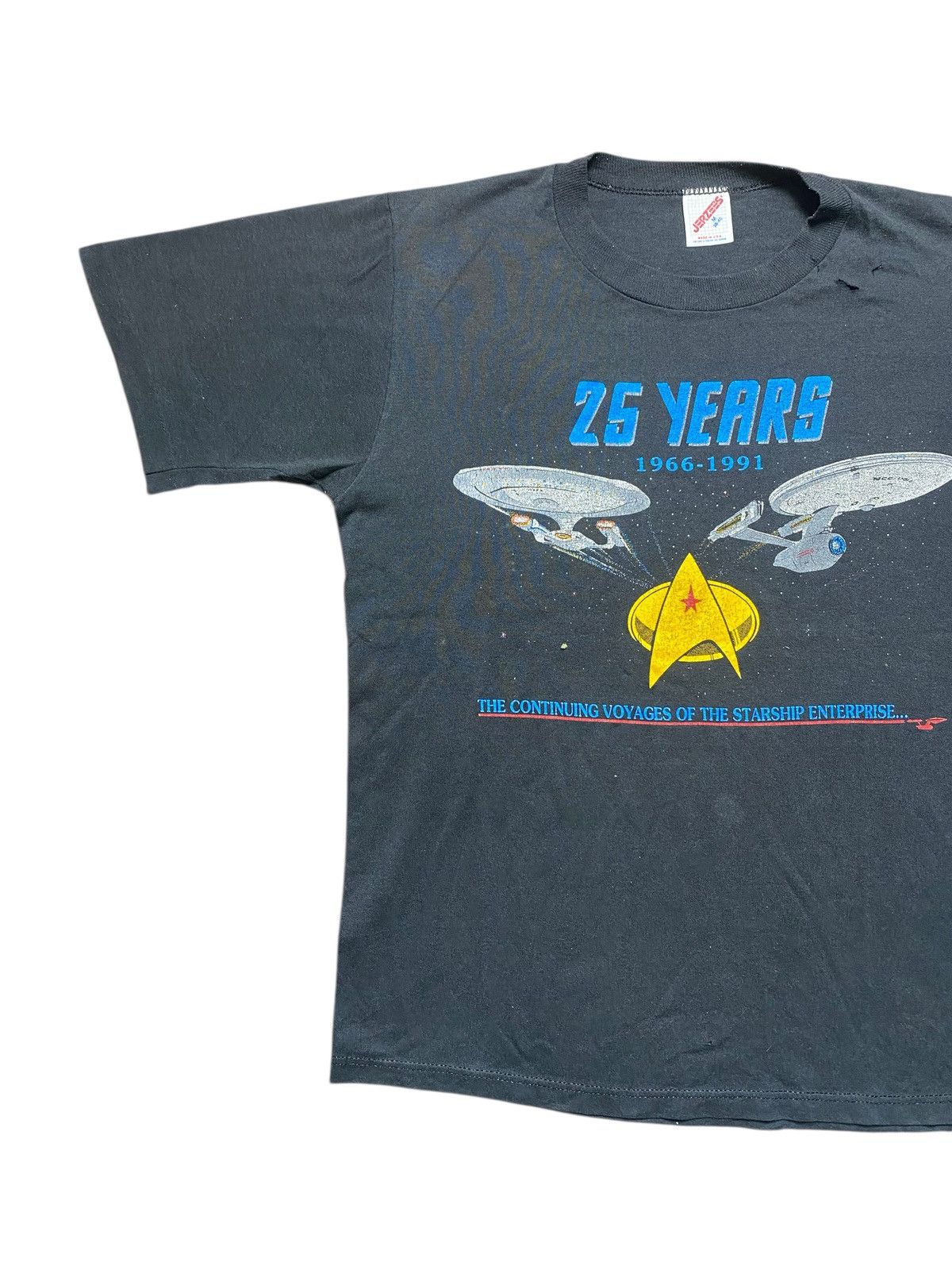 Vintage VINTAGE JERZEES STAR TREK 25 YEARS 1966-1991 TSHIRT Size US M / EU 48-50 / 2 - 5 Thumbnail