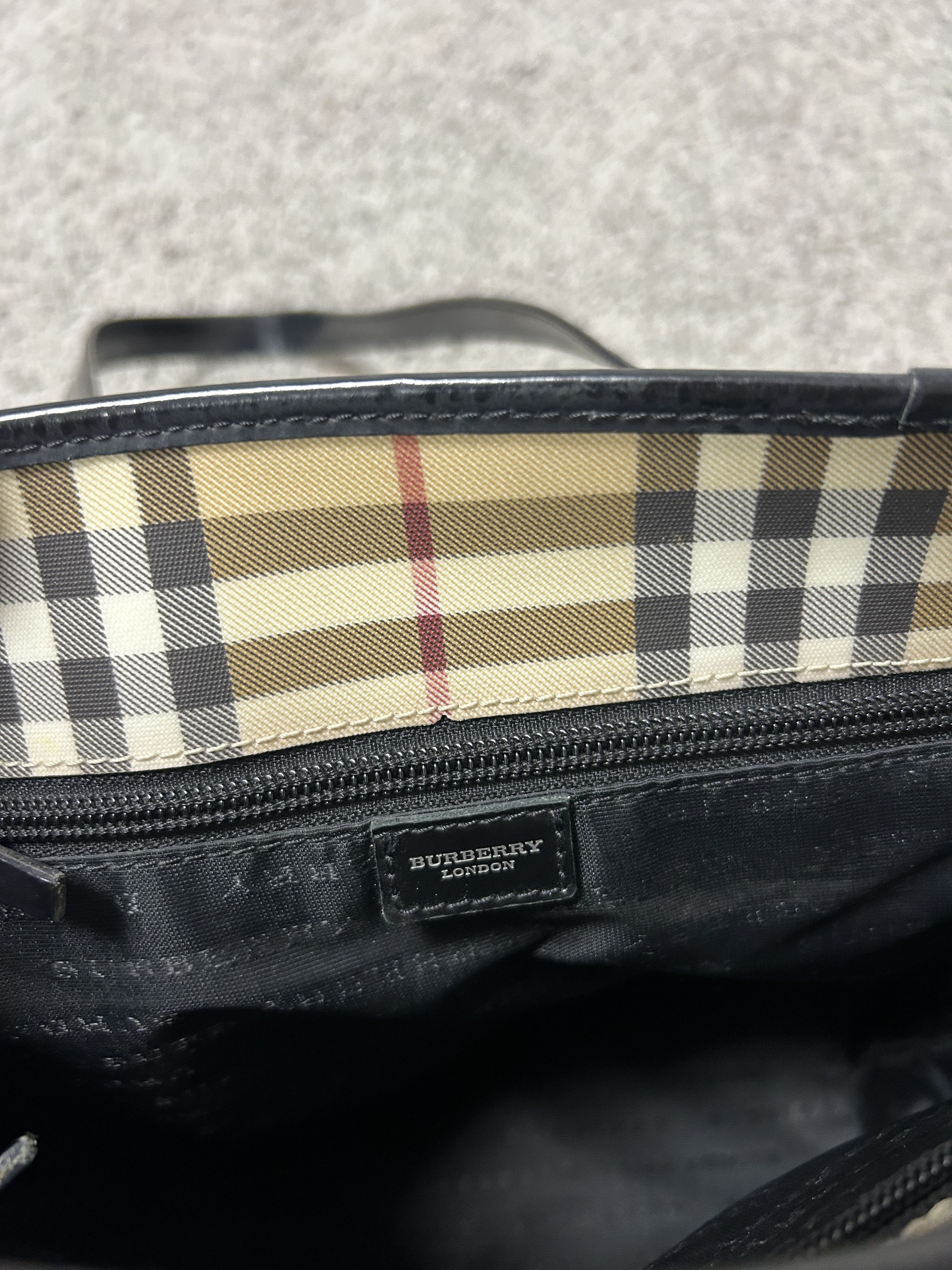 Burberry Burberry handbag Size ONE SIZE - 4 Thumbnail