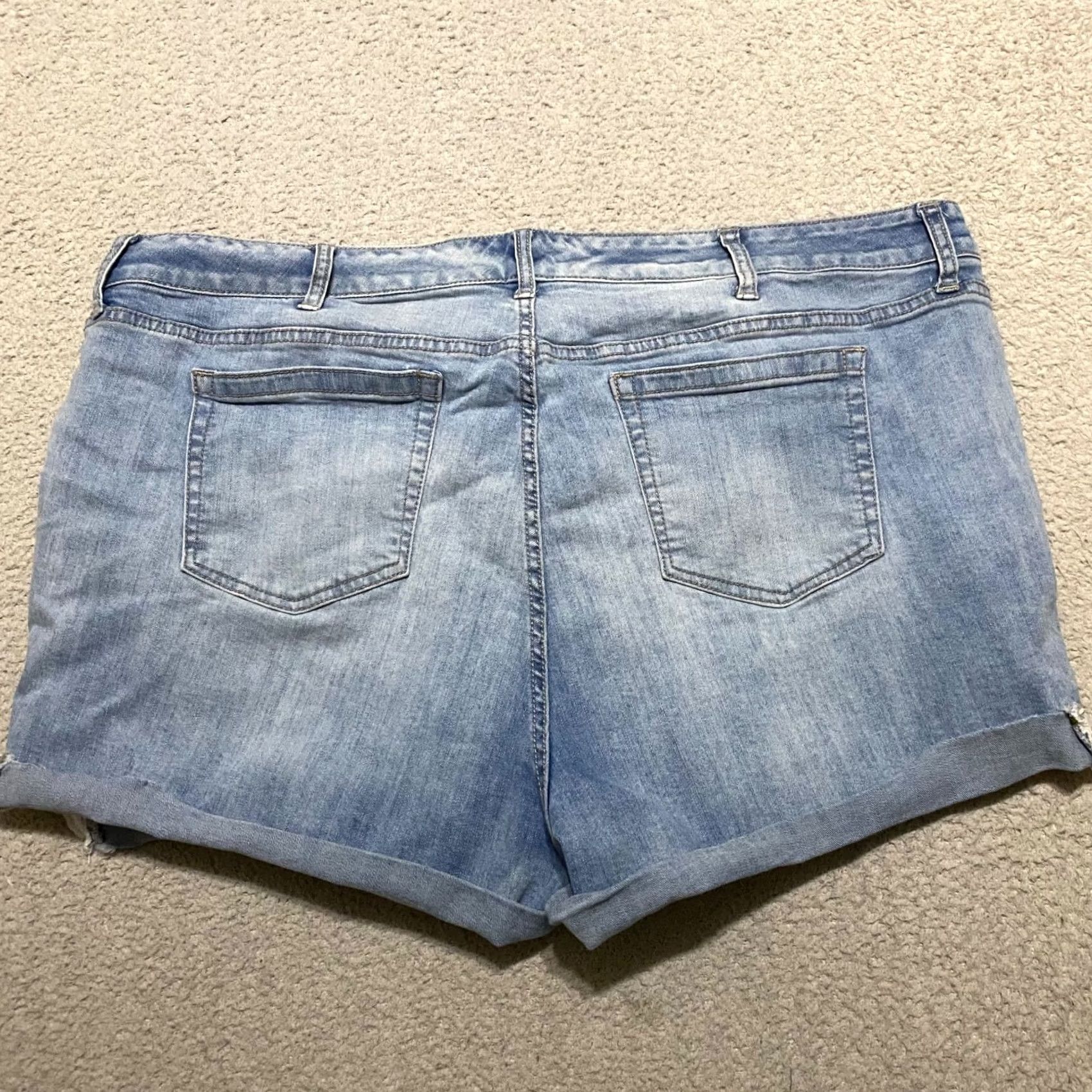 Torrid Torrid Plus 24 Denim Shorts Jean 3in Inseam High Rise Cut-Off Blue Elastic Pockets 5-Pocket Womens Jeans Shorts Regular Rise Vintage: No Size 42" / US 20 - 2 Thumbnail