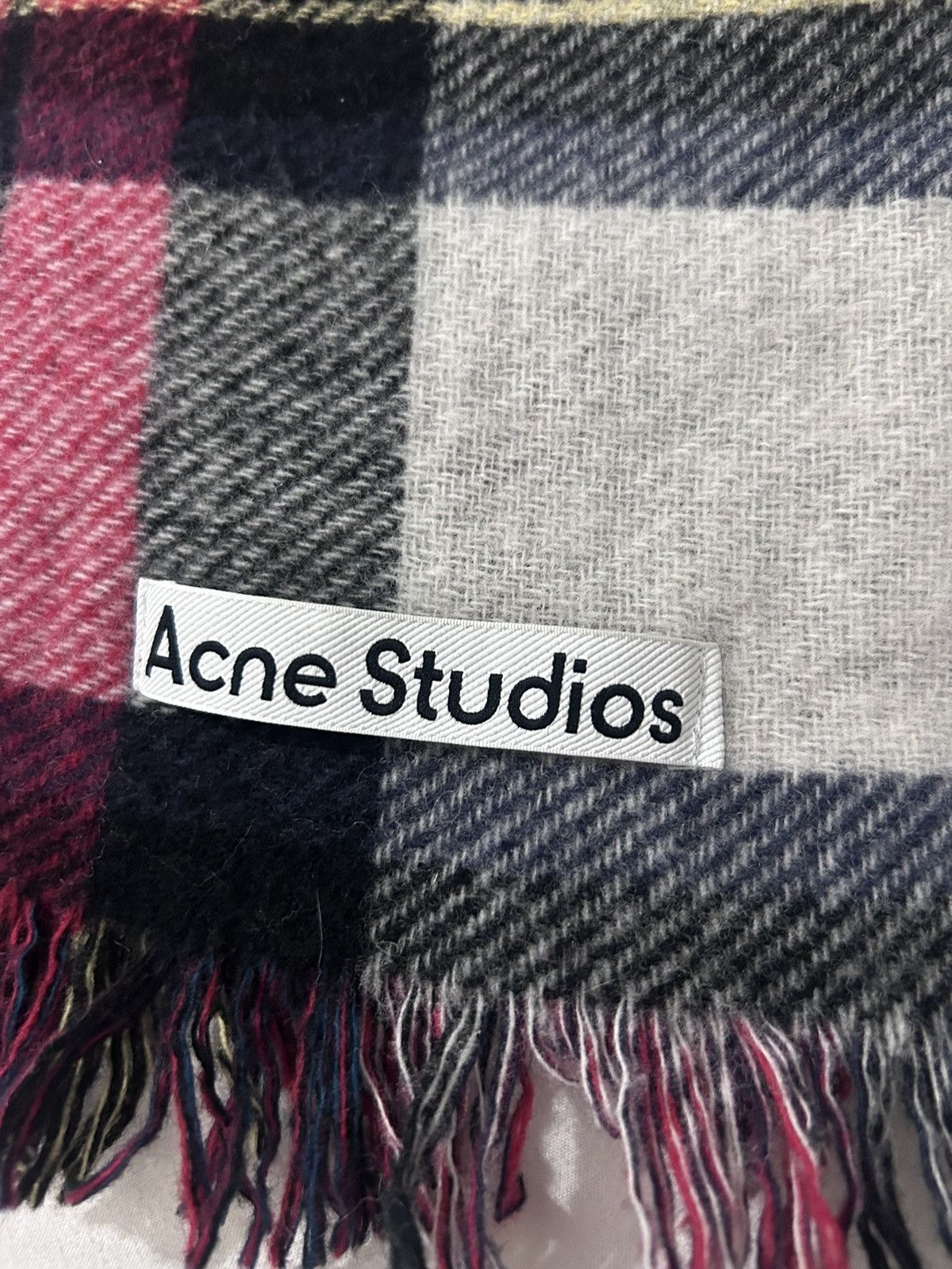 Acne Studios Acne Studios Mixed Checked Wool Scarf Size ONE SIZE - 2 Thumbnail