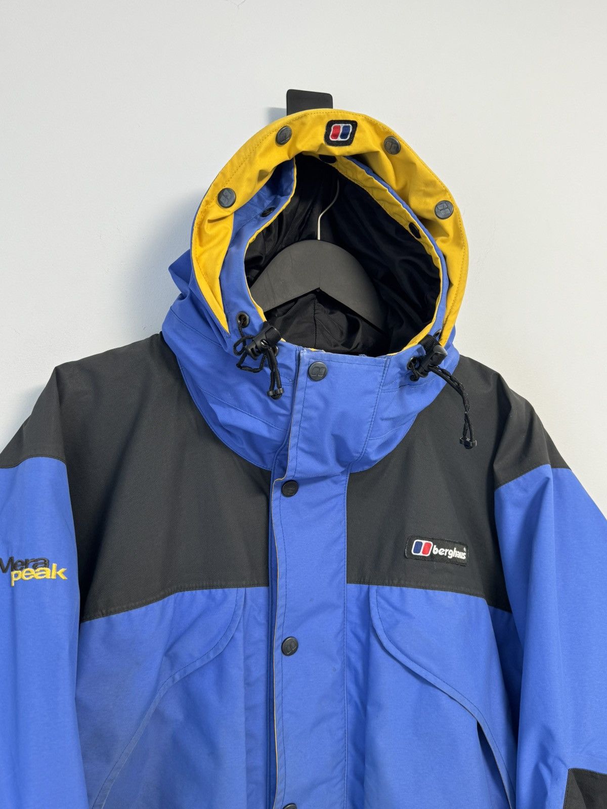 Berghaus 🔥Berghaus Vintage Y2K style Mera Peek Gore-Tex Outdoor Size US M / EU 48-50 / 2 - 3 Thumbnail