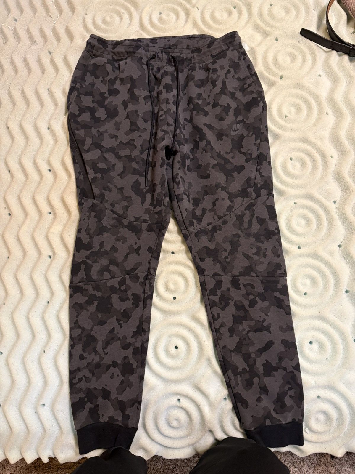 Nike Nike Camo Sweats Size US 32 / EU 48 - 1 Thumbnail