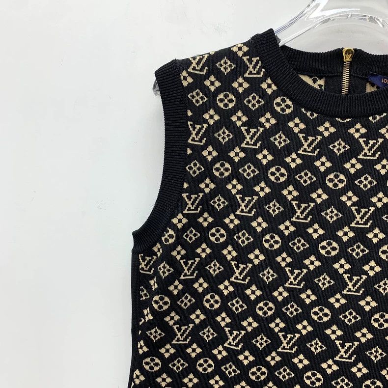 Louis Vuitton Louis Vuitton Black logo presbyopic paneled mulberry silk Size S / US 4 / IT 40 - 3 Thumbnail
