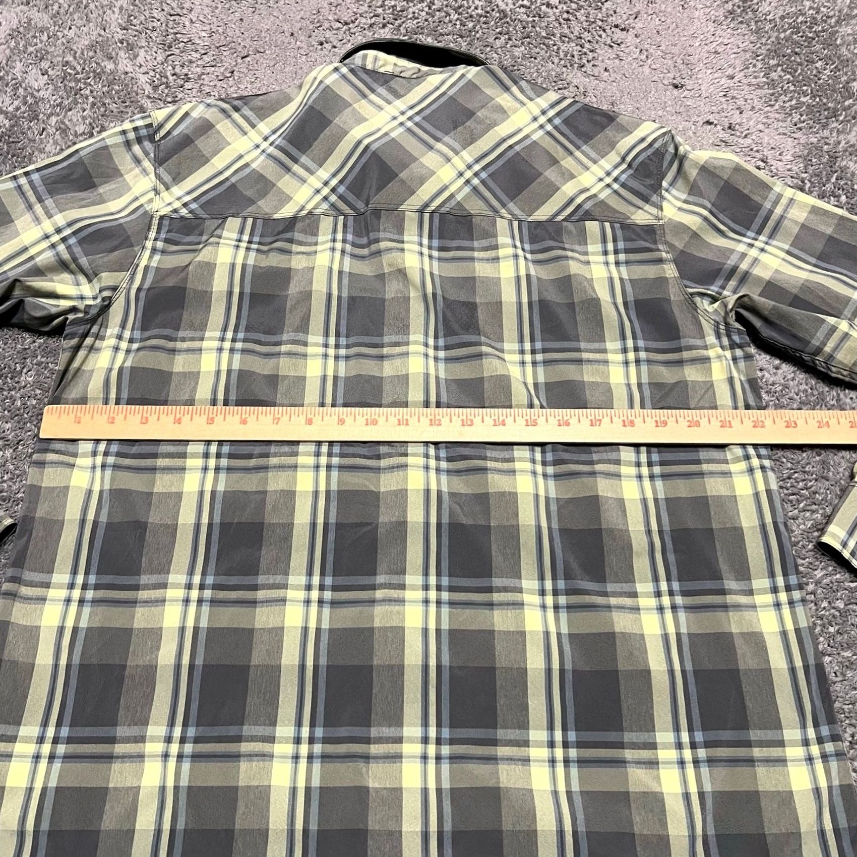Vintage Simms Shirt Mens Large Green Plaid Fishing Long Sleeve Button Performance Shirt Size US L / EU 52-54 / 3 - 4 Thumbnail