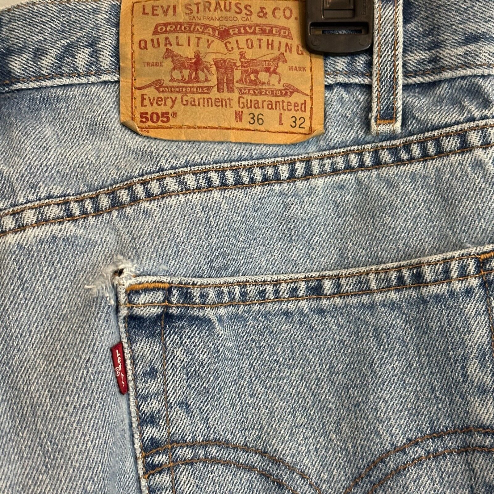 Levi's Levis 505 Straight Leg 36x32 Blue Jeans Mild Distress 90sVTG Size US 36 / EU 52 - 8 Thumbnail