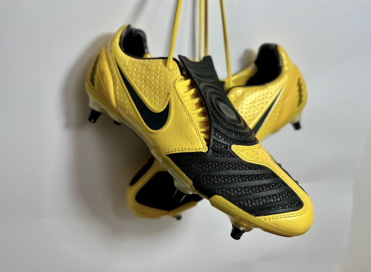 Nike Nike Total90 Laser2 soccer cleats football Size US 9 / EU 42 - 3 Thumbnail