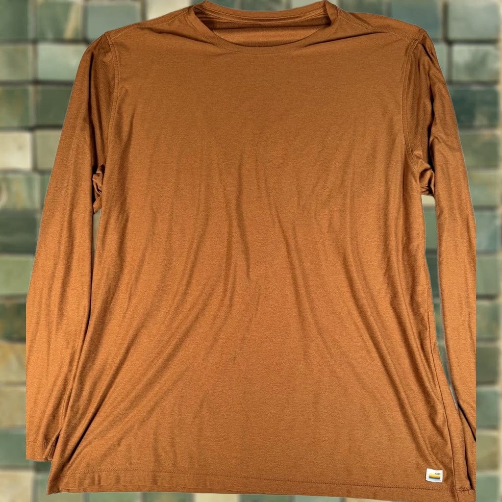 Vuori Vuori Shirt Mens 2XL Brown Long Sleeve Performance Crew Neck Stretch Active Tee Size US XXL / EU 58 / 5 - 1 Thumbnail