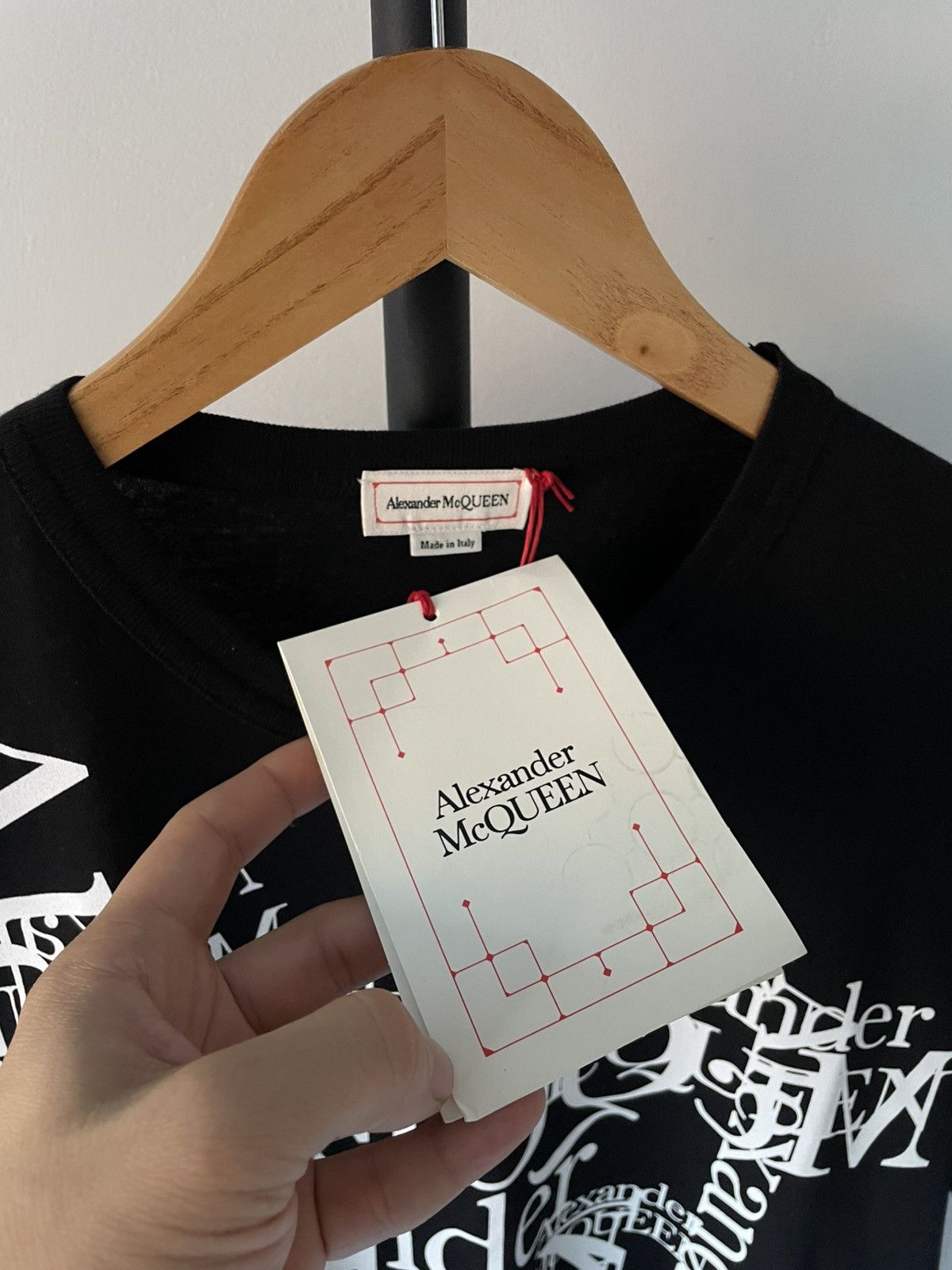 Alexander McQueen ALEXANDER MCQUEEN LOGO PRINT TEE Size US M / EU 48-50 / 2 - 3 Thumbnail