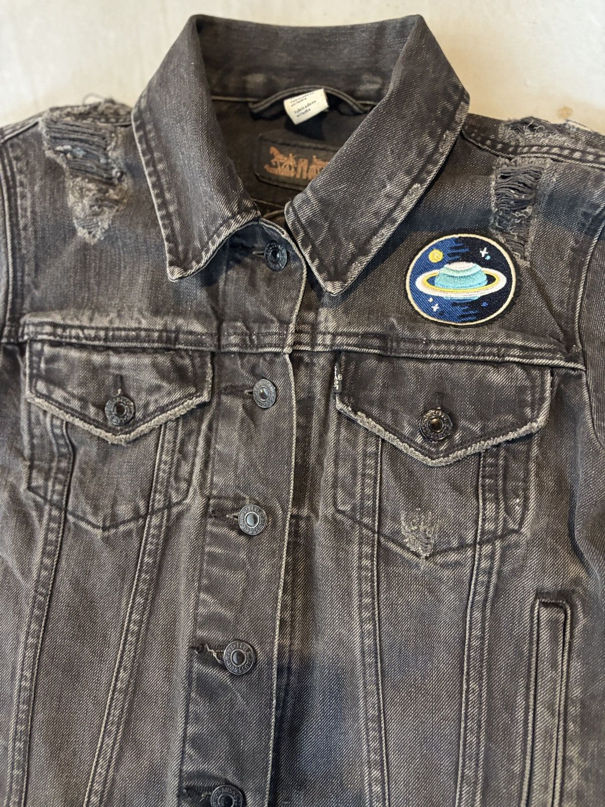 Levi's Distressed Grunge punk denim jacket Size M / US 6-8 / IT 42-44 - 1 Thumbnail