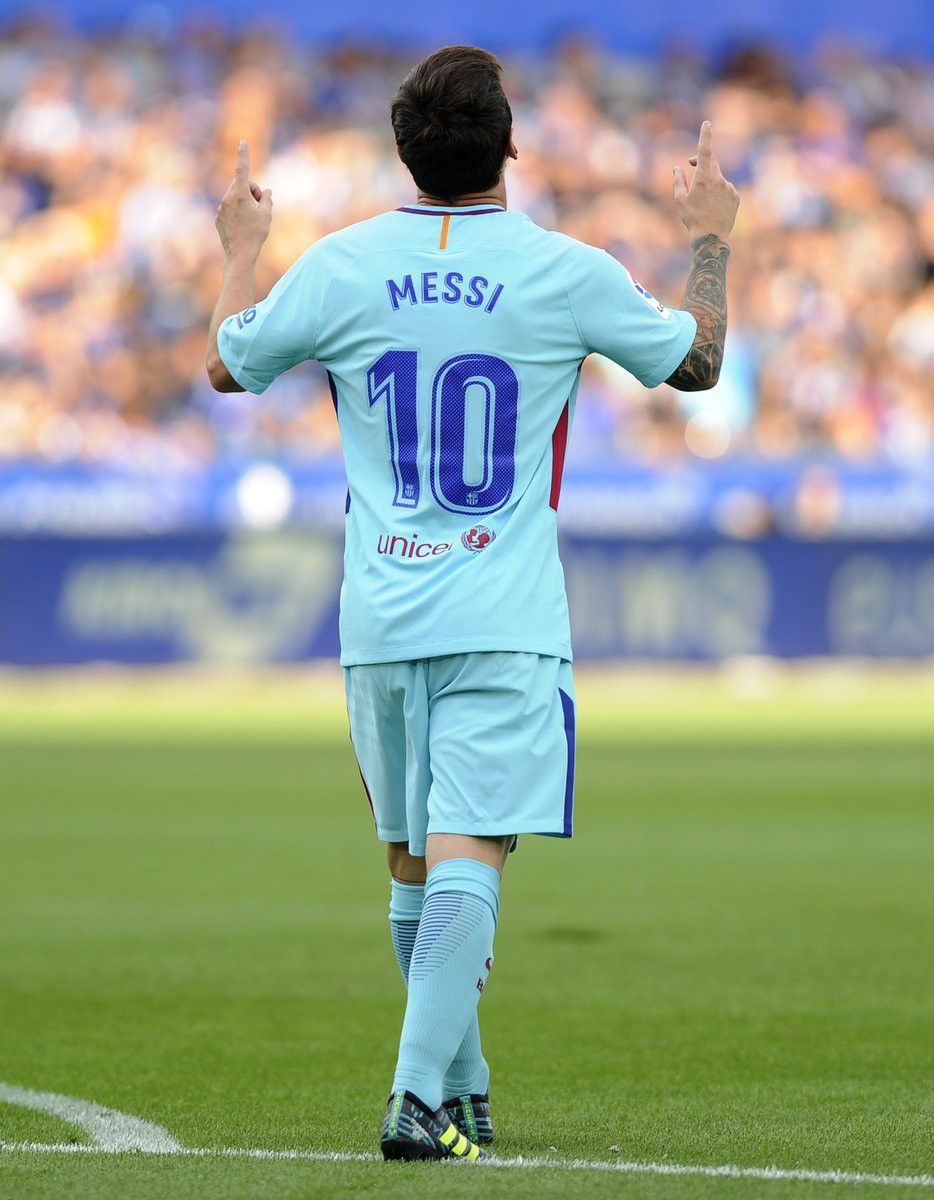 Nike BARCELONA NIKE 2017/2018 FOOTBALL AWAY JERSEY #10 MESSI Size US M / EU 48-50 / 2 - 20 Thumbnail