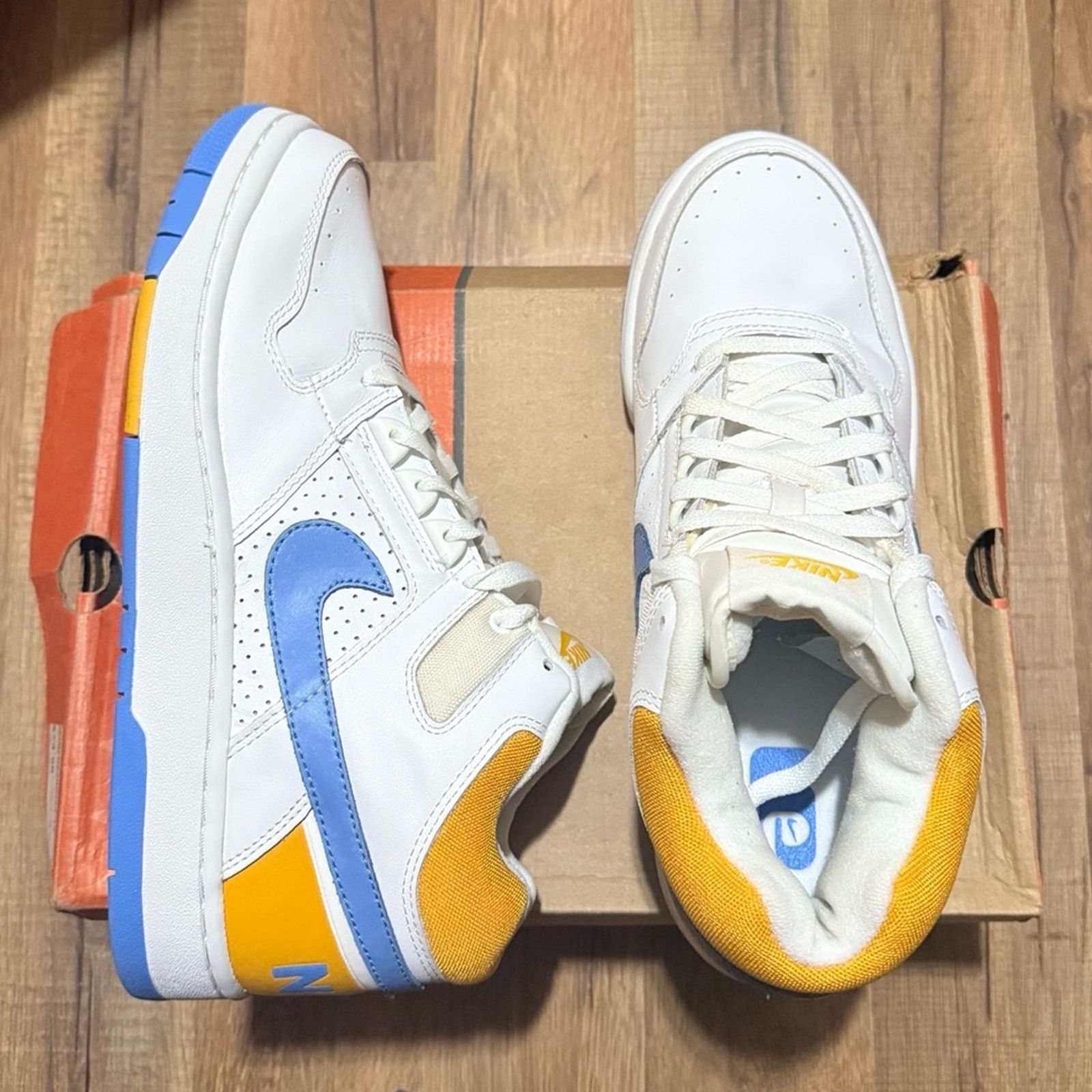 Nike 2004 Nike Delta Force 3/4 Del Sol White Legend Blue Size US 10.5 / EU 43-44 - 3 Thumbnail