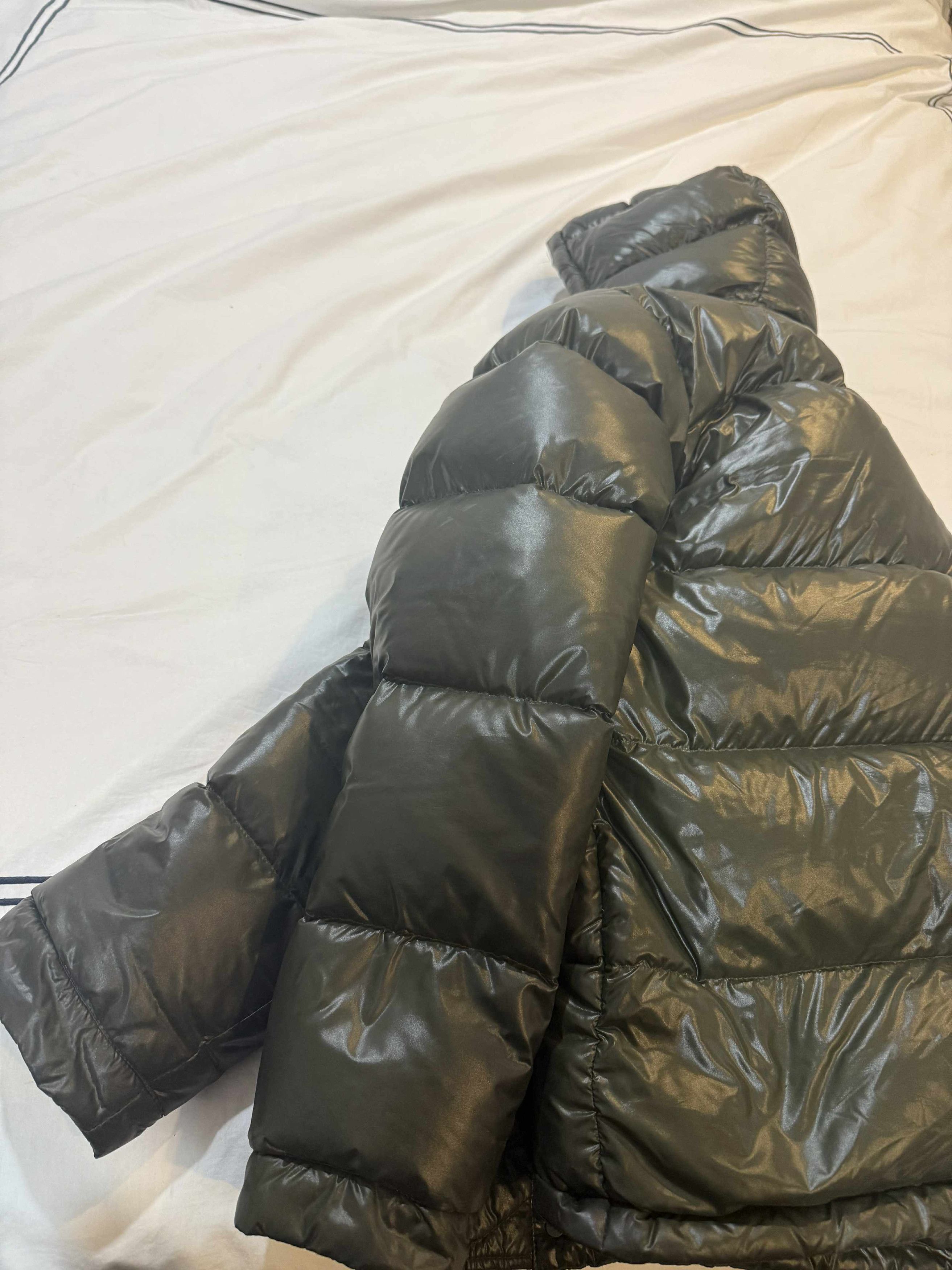 Aritzia Aritzia Shiny Forest Green Super Puff Jacket Size US S / EU 44-46 / 1 - 2 Thumbnail
