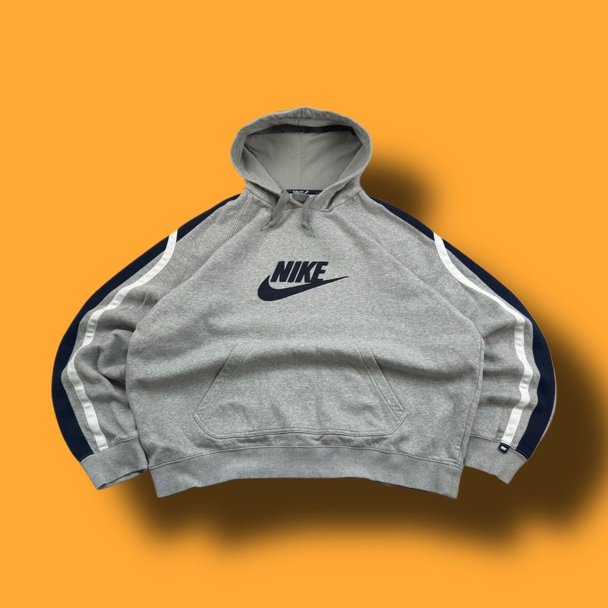 Nike × Vintage NIKE VINTAGE CENTER LOGO OVERSIZE BOXY HOODIE Size US XL / EU 56 / 4 - 1 Thumbnail