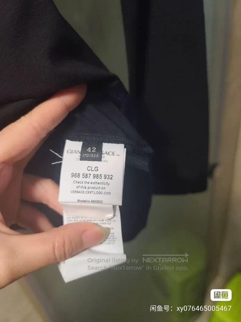 Versace Versace Black shirt Size US M / EU 48-50 / 2 - 9 Thumbnail