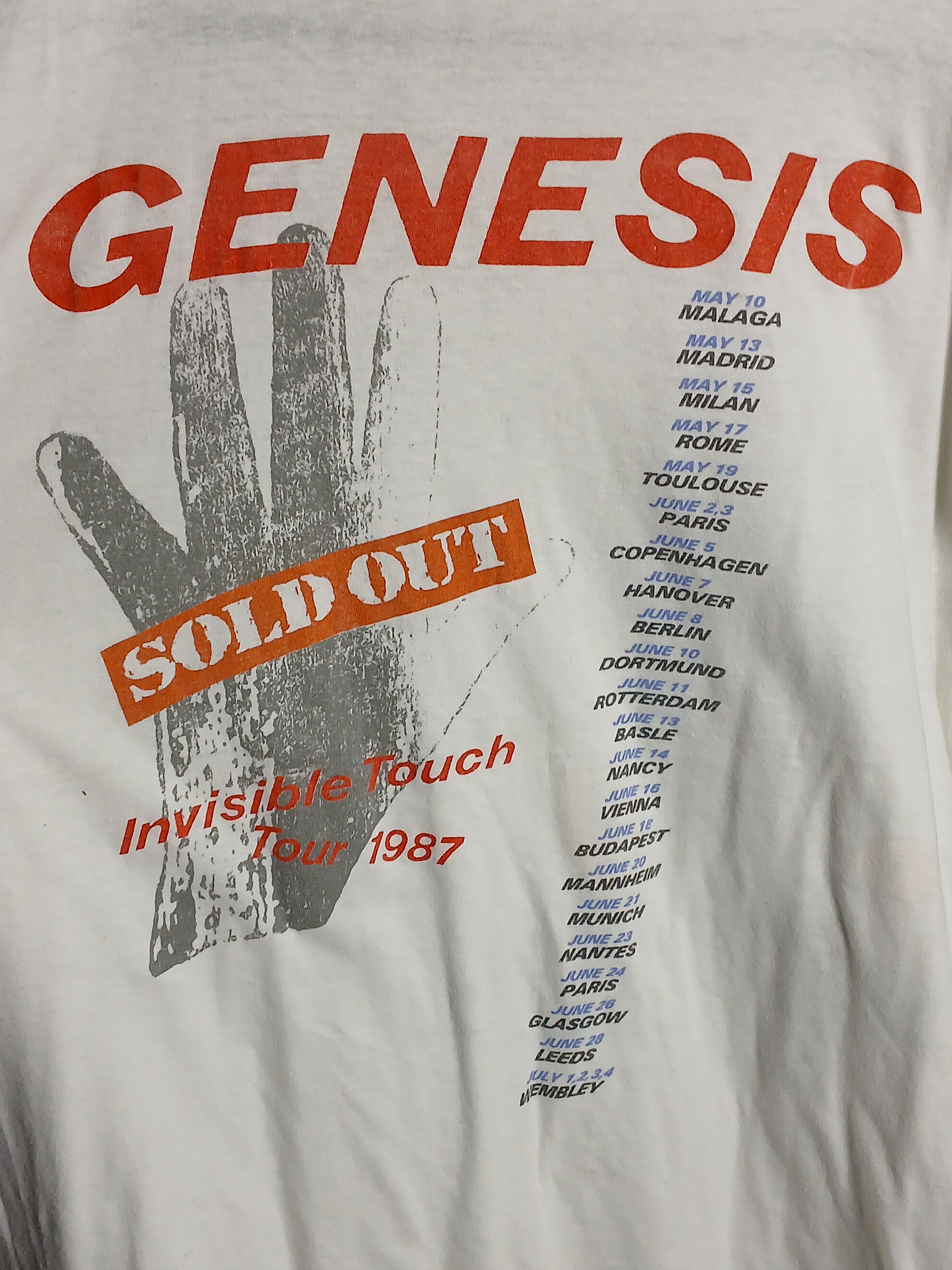 Band Tees × Vintage Vintage 1987 Genesis Invincible Touch Tour T-Shirt Size US M / EU 48-50 / 2 - 3 Thumbnail