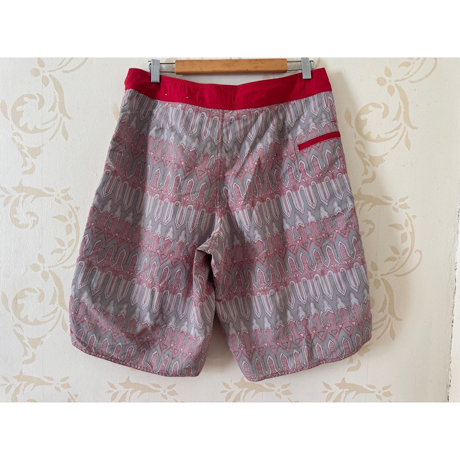 Patagonia Mens Size 33 Patagonia Red Swimwear Trunks Size US 32 / EU 48 - 1 Thumbnail