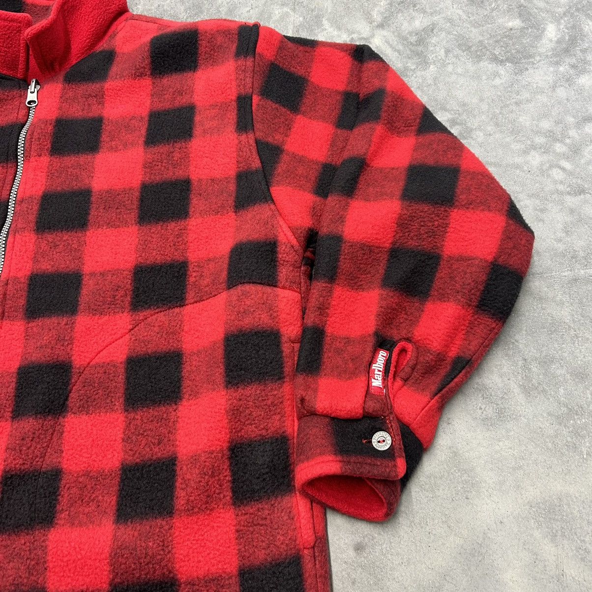 Vintage Marlboro Mens Medium retailer Fleece 1/2 Zip Buffalo Red Plaid Reverse Jacket