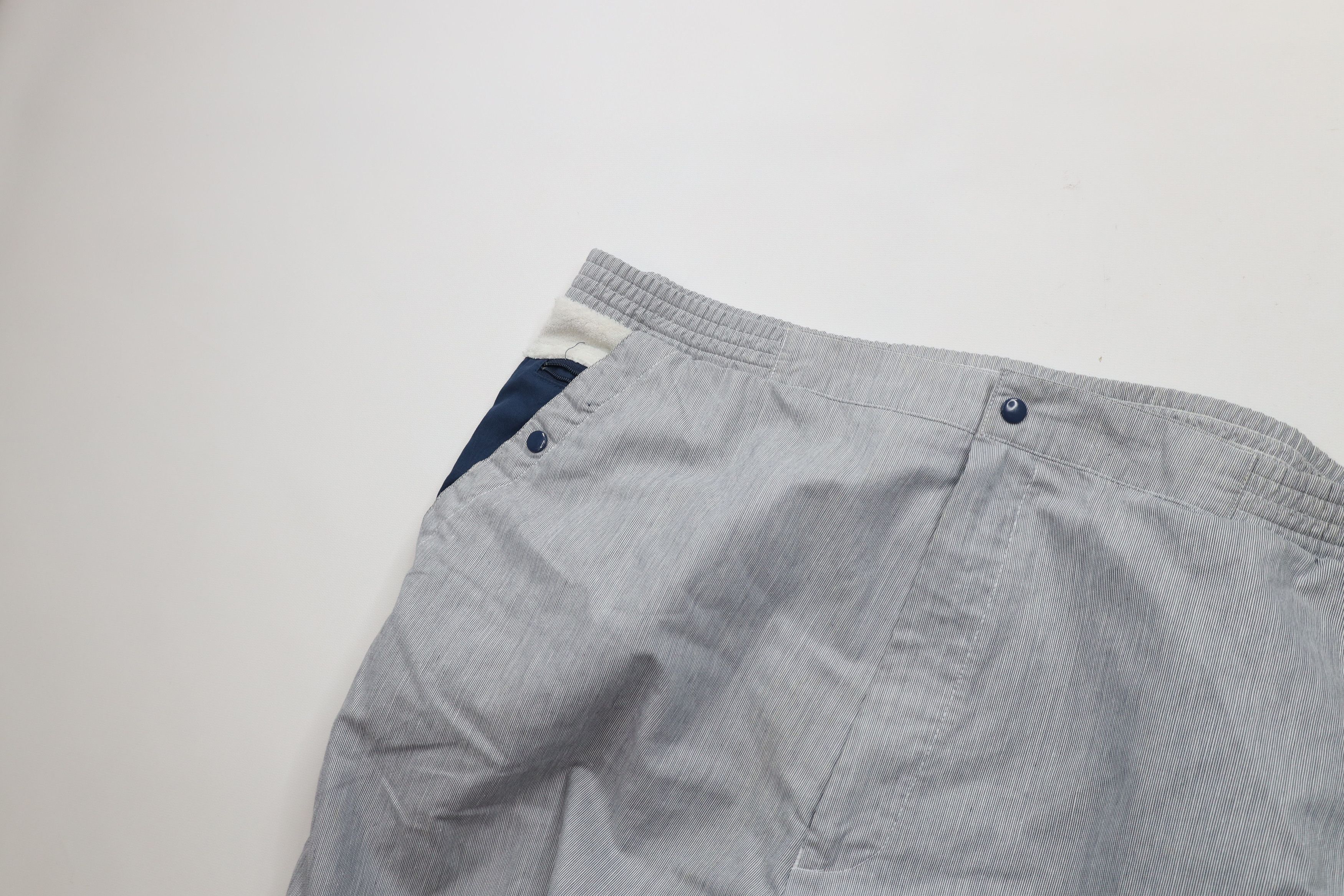Vintage Vintage 70s Streetwear Trim Striped Wide Leg Pants Blue Size US 38 / EU 54 - 7 Thumbnail