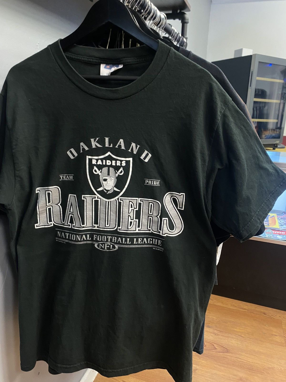 Vintage vintage 2000s oakland raiders t shirt Size US L / EU 52-54 / 3 - 1 Preview