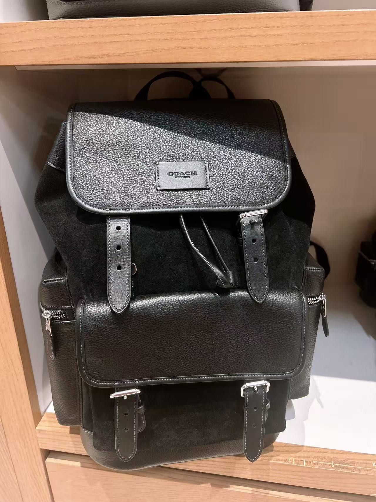 Coach NWT Coach MEN's Sprint Backpack CCG12 suede 2025 Fall🔥🔥 Size ONE SIZE - 3 Thumbnail