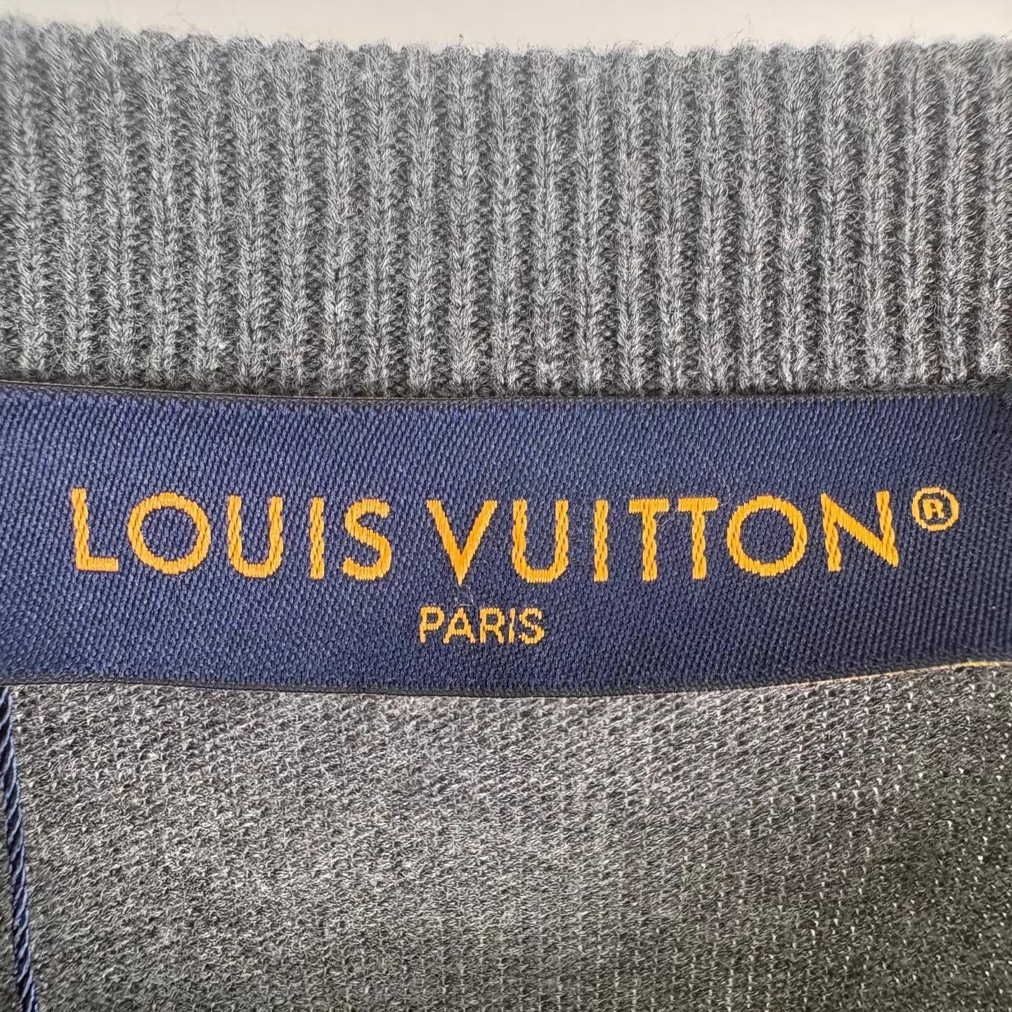 Louis Vuitton LV Dog Beaded Logo Knit Short Sleeve T S New Unused Italy Size US S / EU 44-46 / 1 - 6 Thumbnail