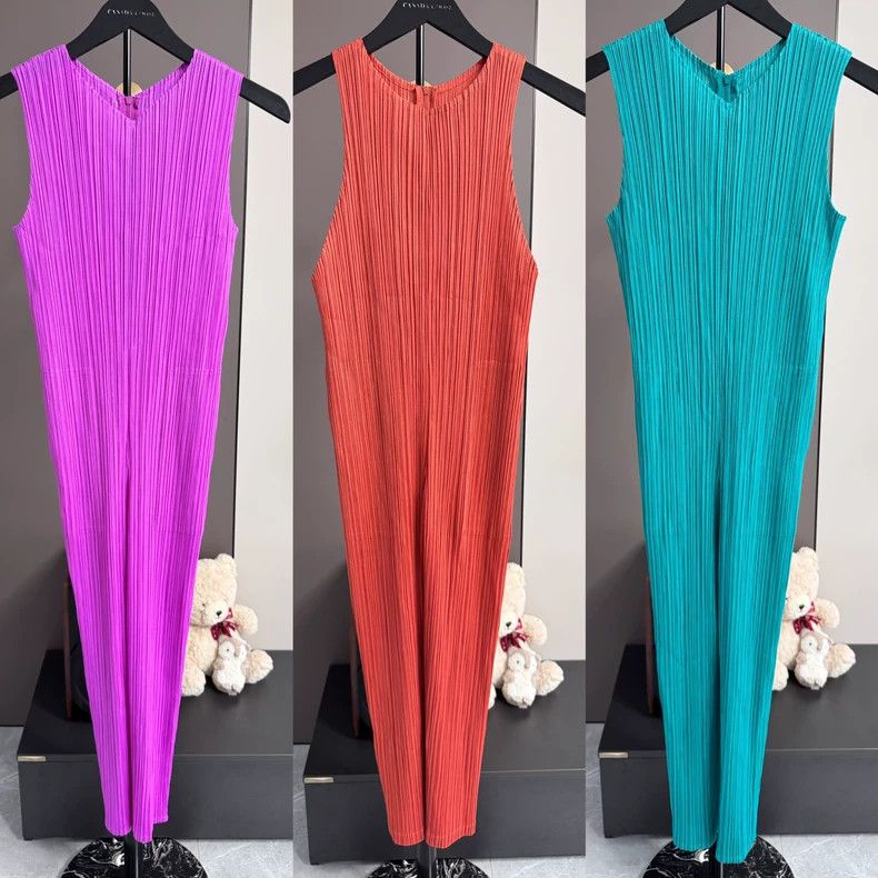 Issey Miyake Issey Miyake Pleated Sleeveless Jumpsuit - dmc Size US 30 / EU 46 - 1 Thumbnail