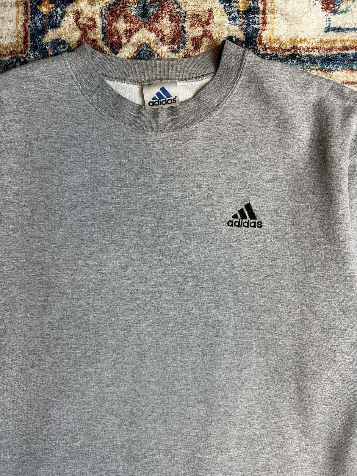 Adidas Vintage Adidas Logo Crewneck Small Size US S / EU 44-46 / 1 - 4 Thumbnail